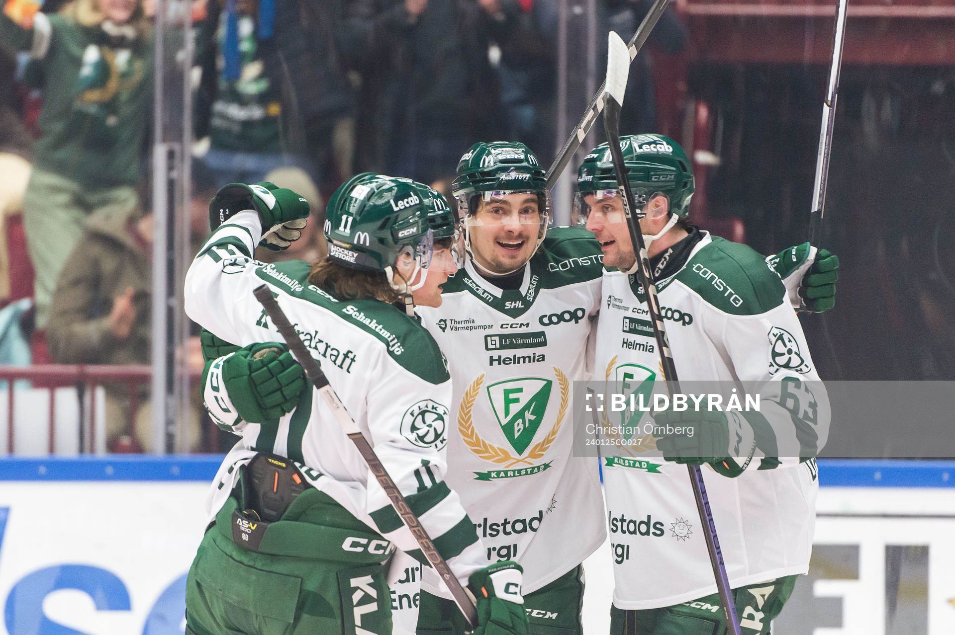 Färjestads Joel Nyström jublar