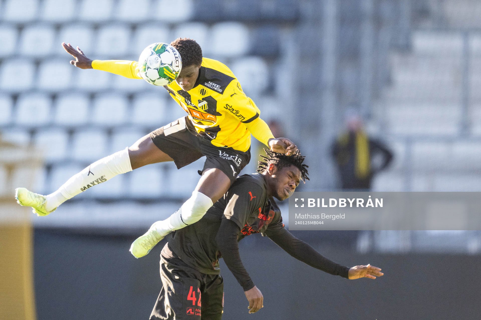 Häckens Abdoulaye Faye och Midtjyllands Stanley