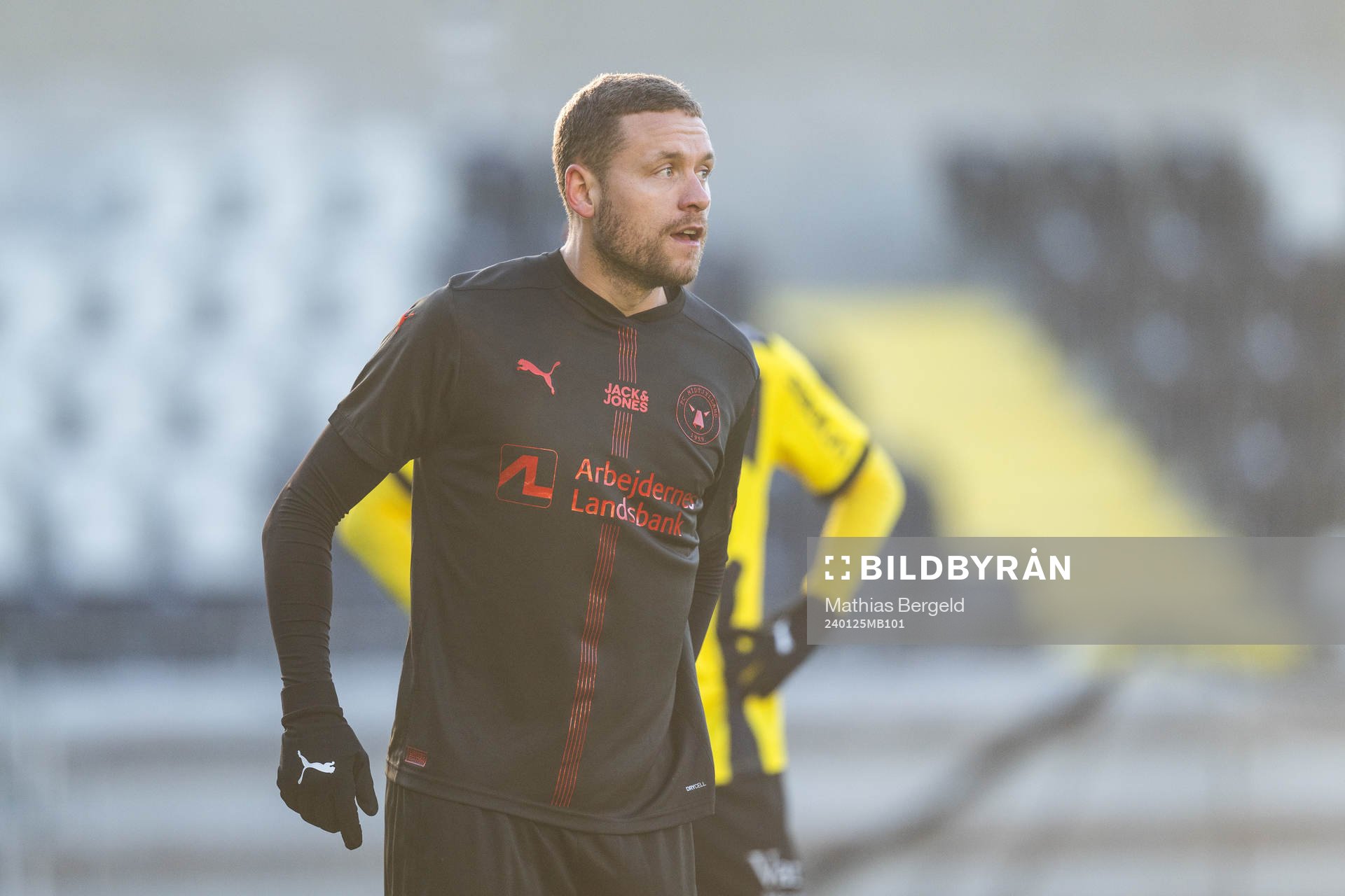 Midtjyllands Sverrir Ingason under träningsmatchen i fotboll mellan Häcken och Midtjylland den 25 januari 2024 i Göteborg. 