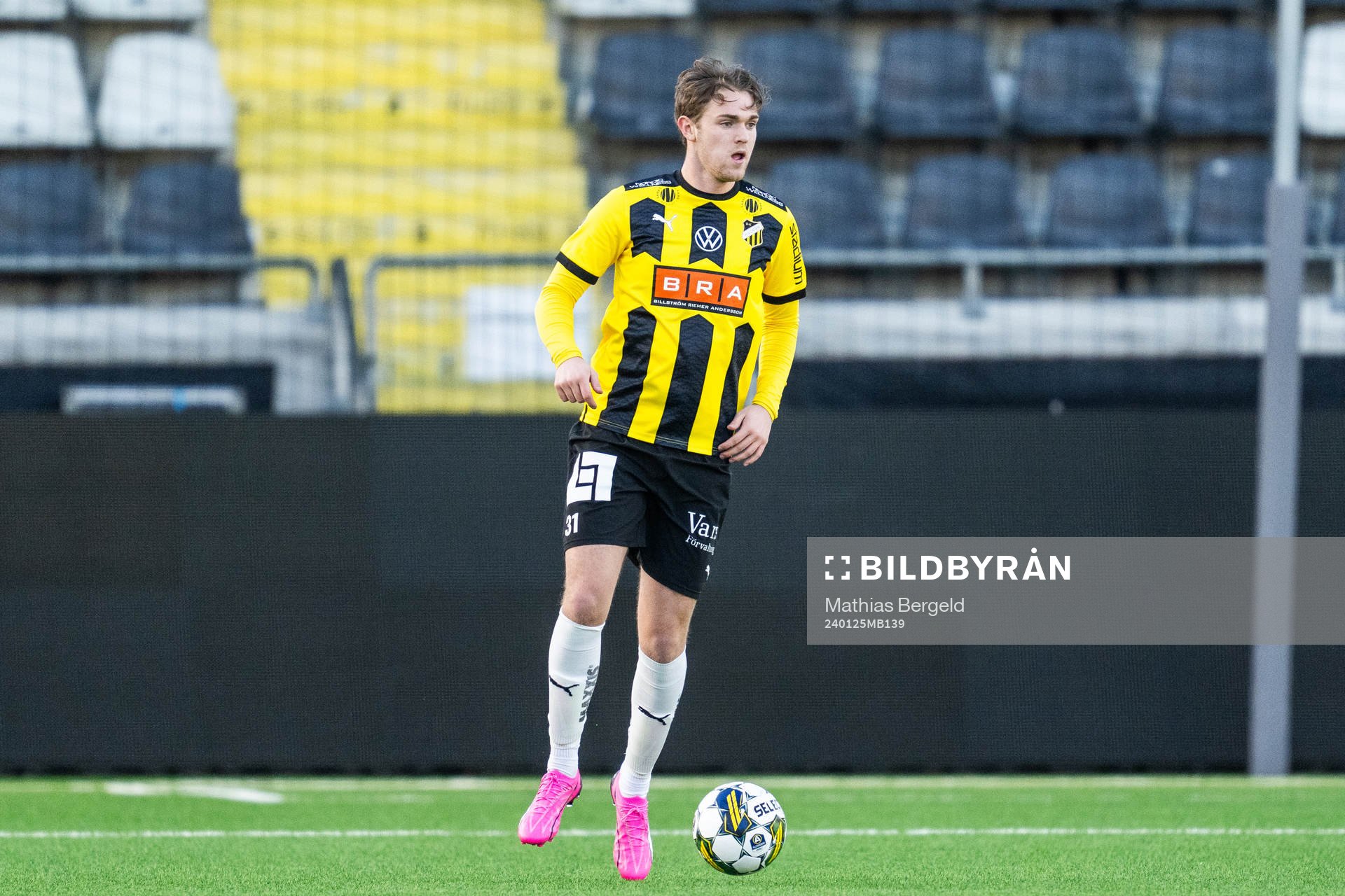 Häckens Charlie Axede