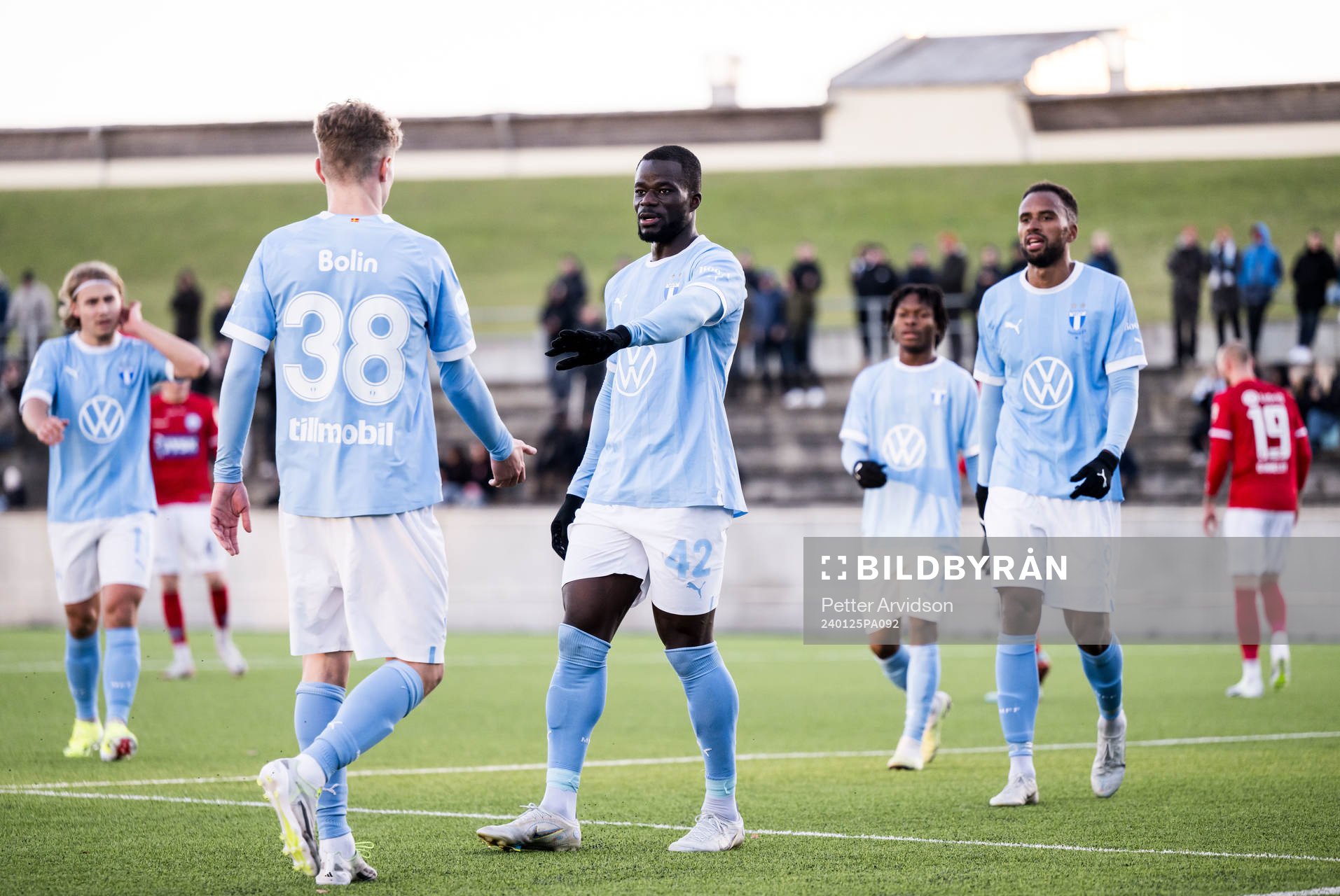 Malmö FFs Malik Abubakari jublar