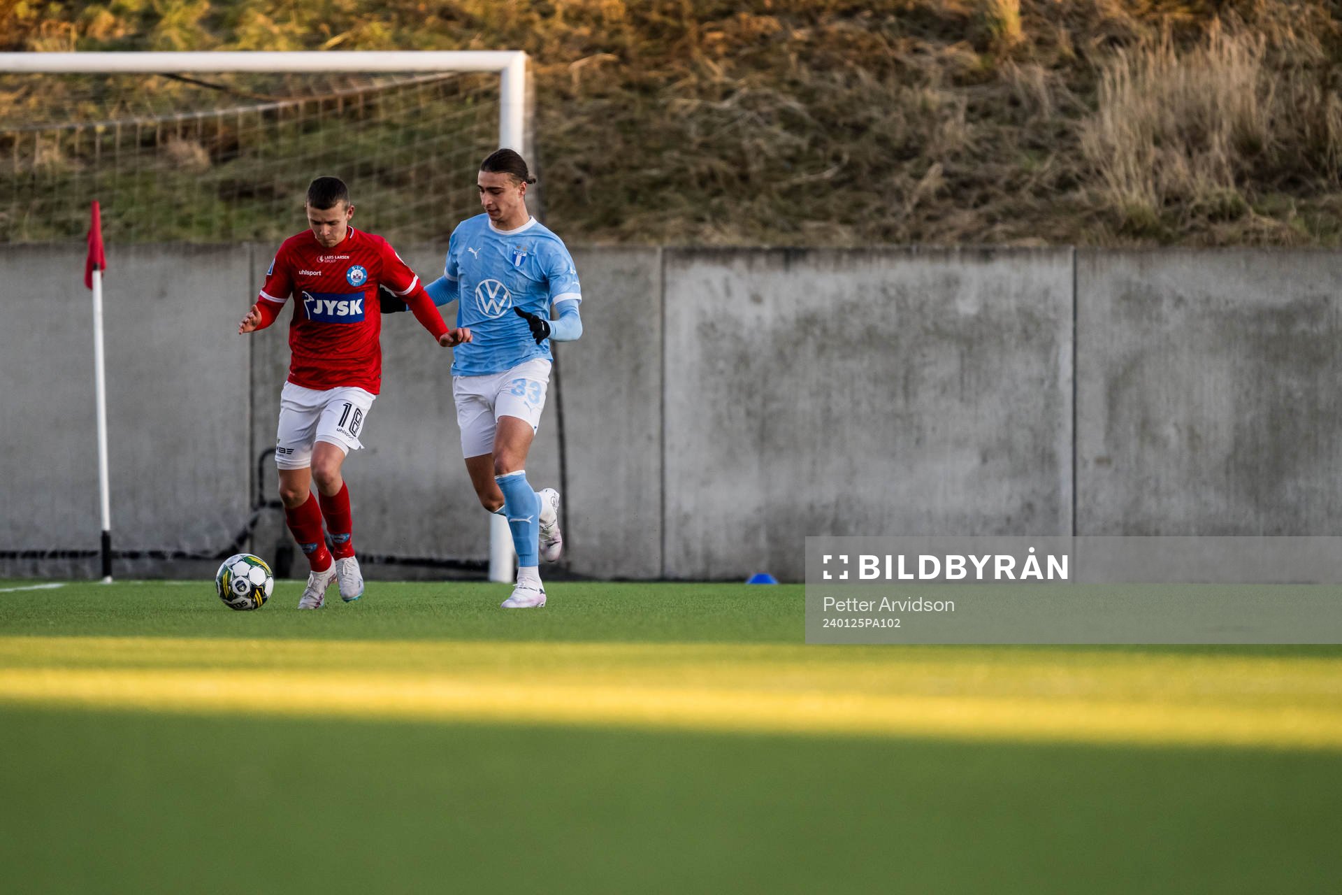 Silkeborgs Anders Dahl och Malmö FFs Elison Makolli