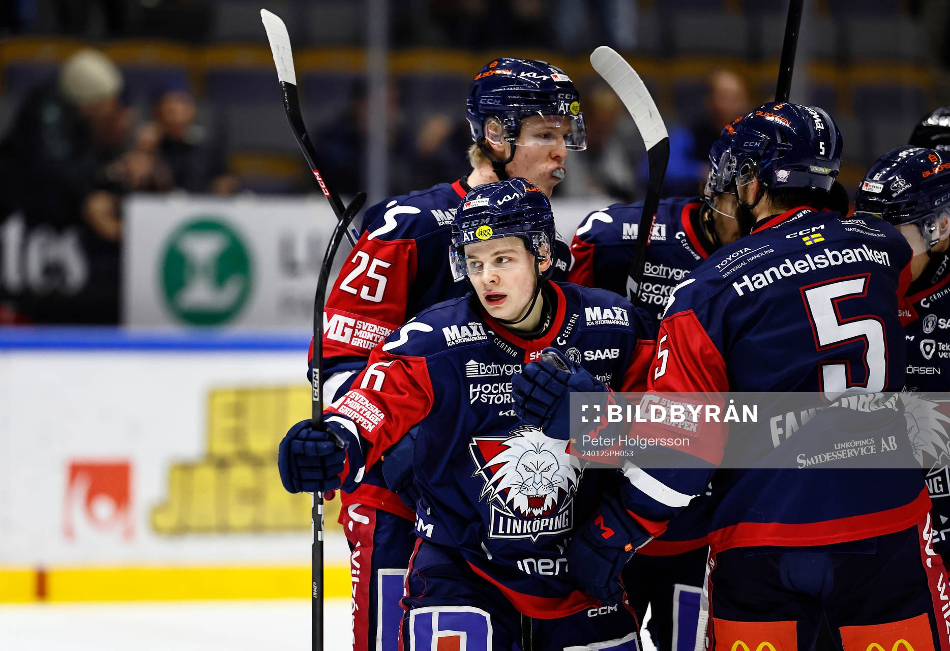 Linköpings Mattias Hävelid jublar