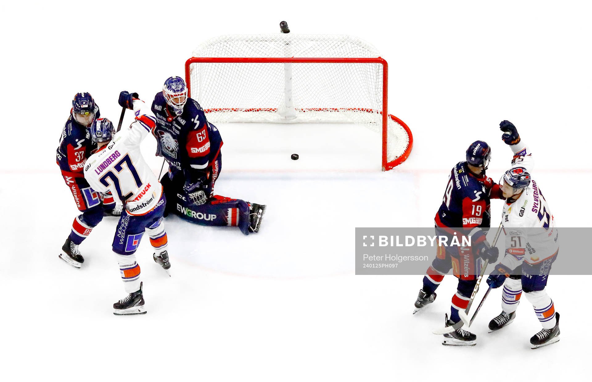 Mål av Växjös Gabriel Carlsson förbi Linköpings