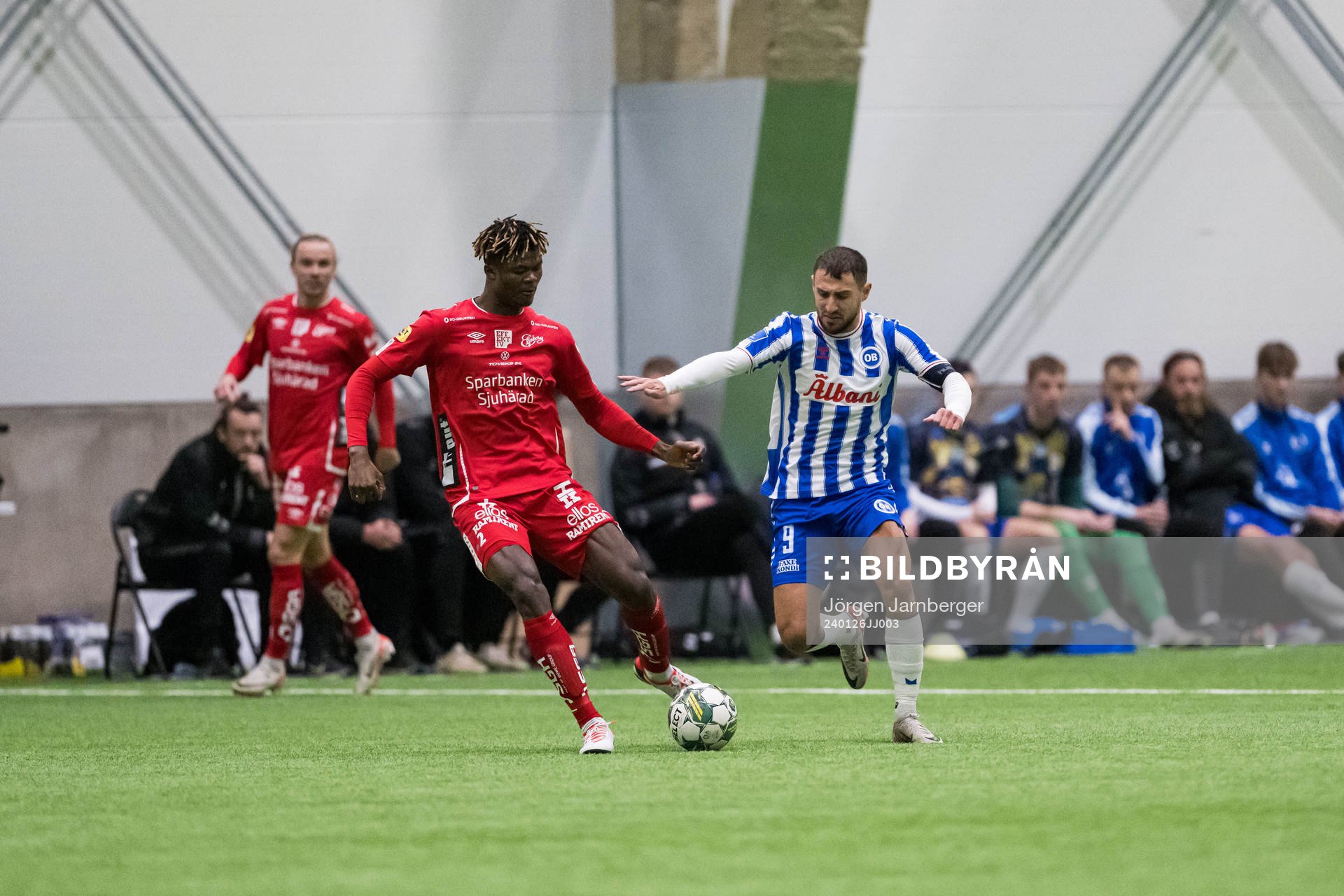 Elfsborgs Terry Yegbe och Odenses Bashkim Kadrii