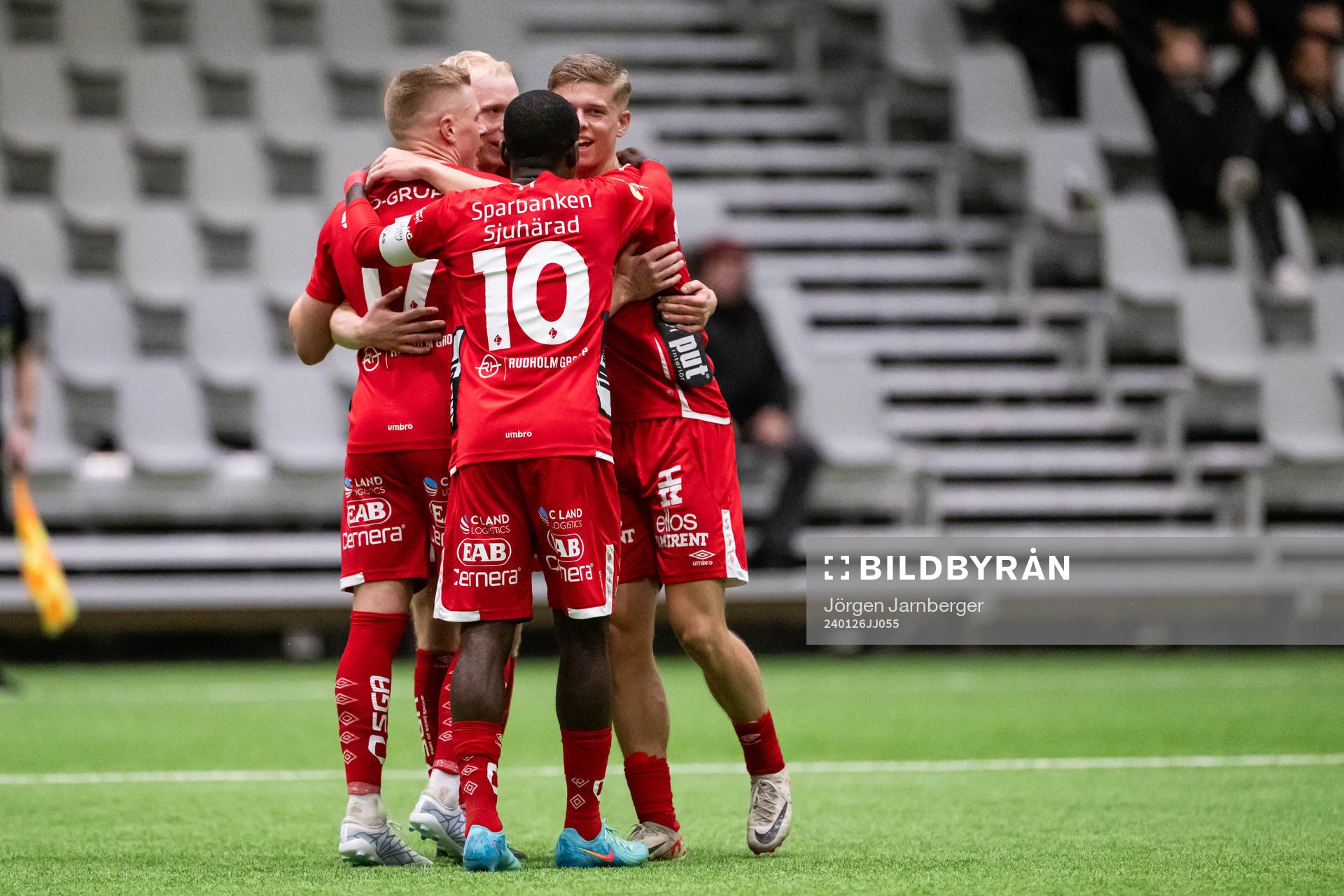 Elfsborgs Per Frick, André Boman, Michael Baidoo och Gottfrid Rapp jublar under träningsmatchen mellan Elfsborg och Odense den 26 januari 2024 i Borås.