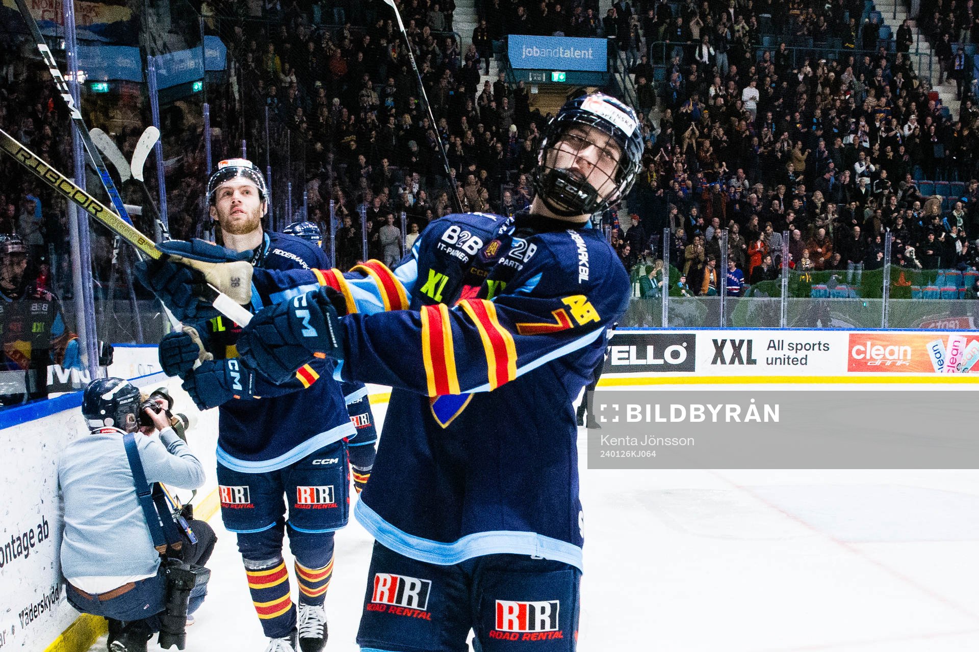 Djurgårdens Victor Eklund jublar