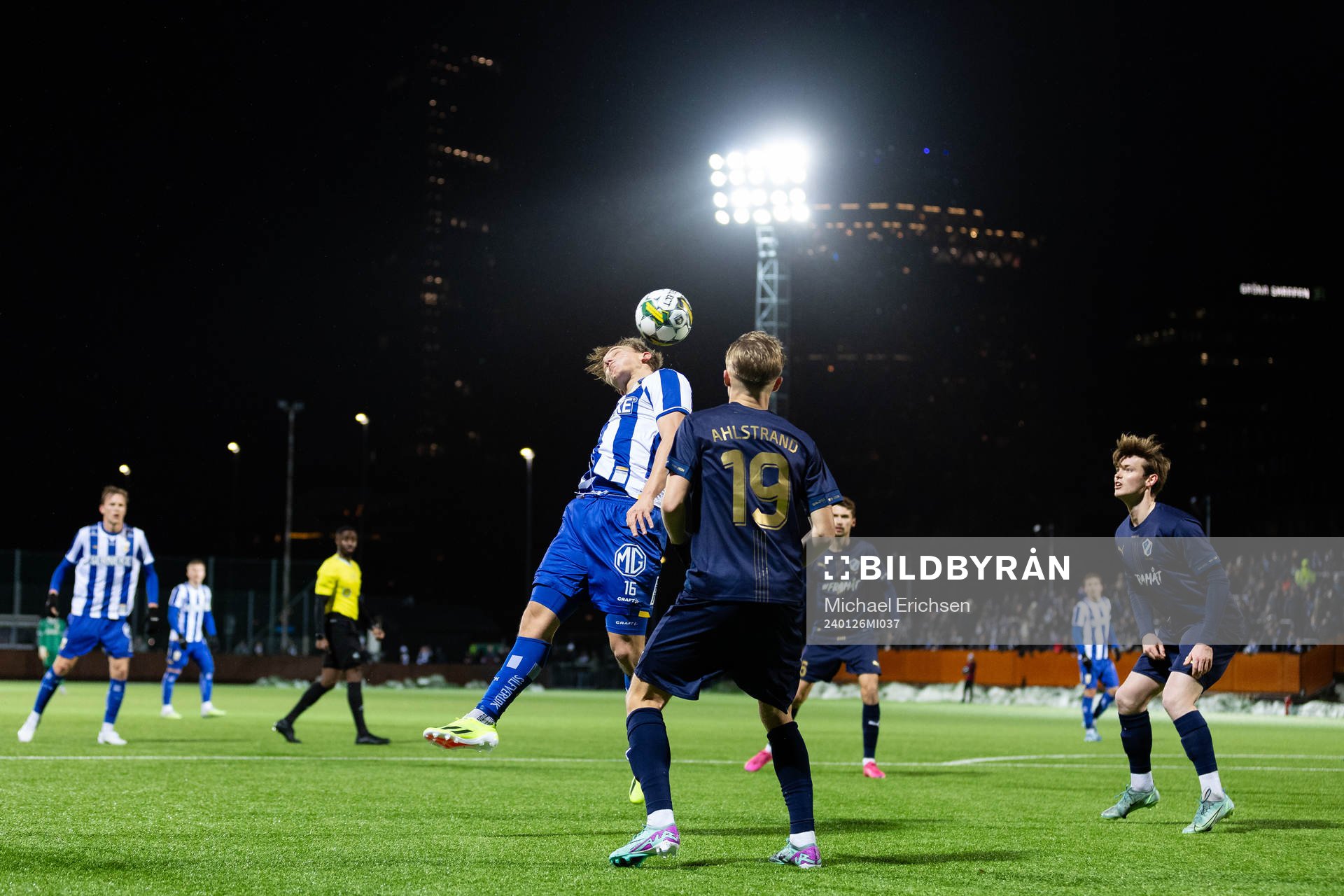 IFK Göteborgs Linus Carlstrand och Halmstads Albin