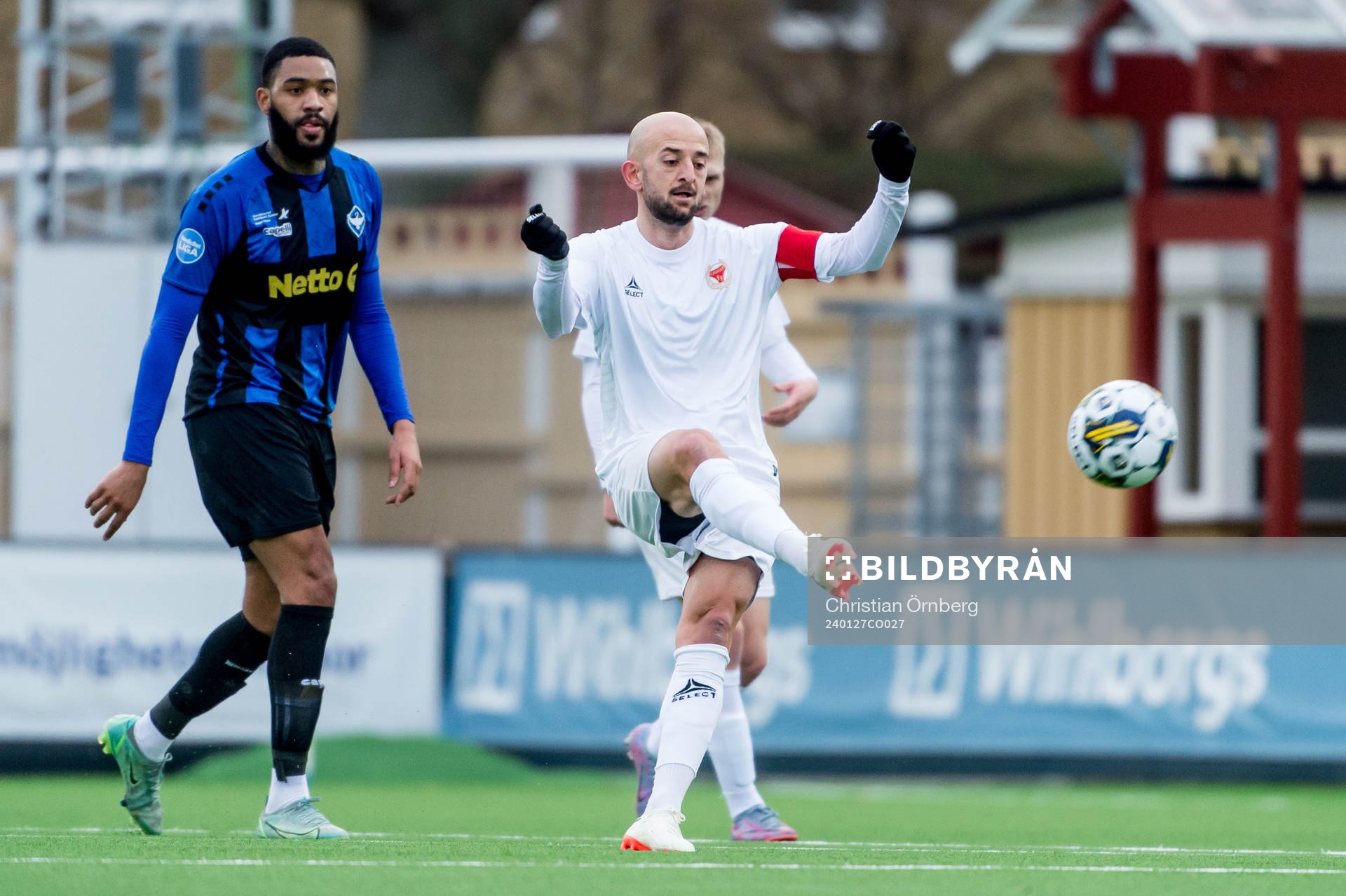 Kalmars Robert Gojani under fotbollsmatchen i träningsmatchen mellan HB Køge och Kalmar den 27 januari 2024 i Malmö. 