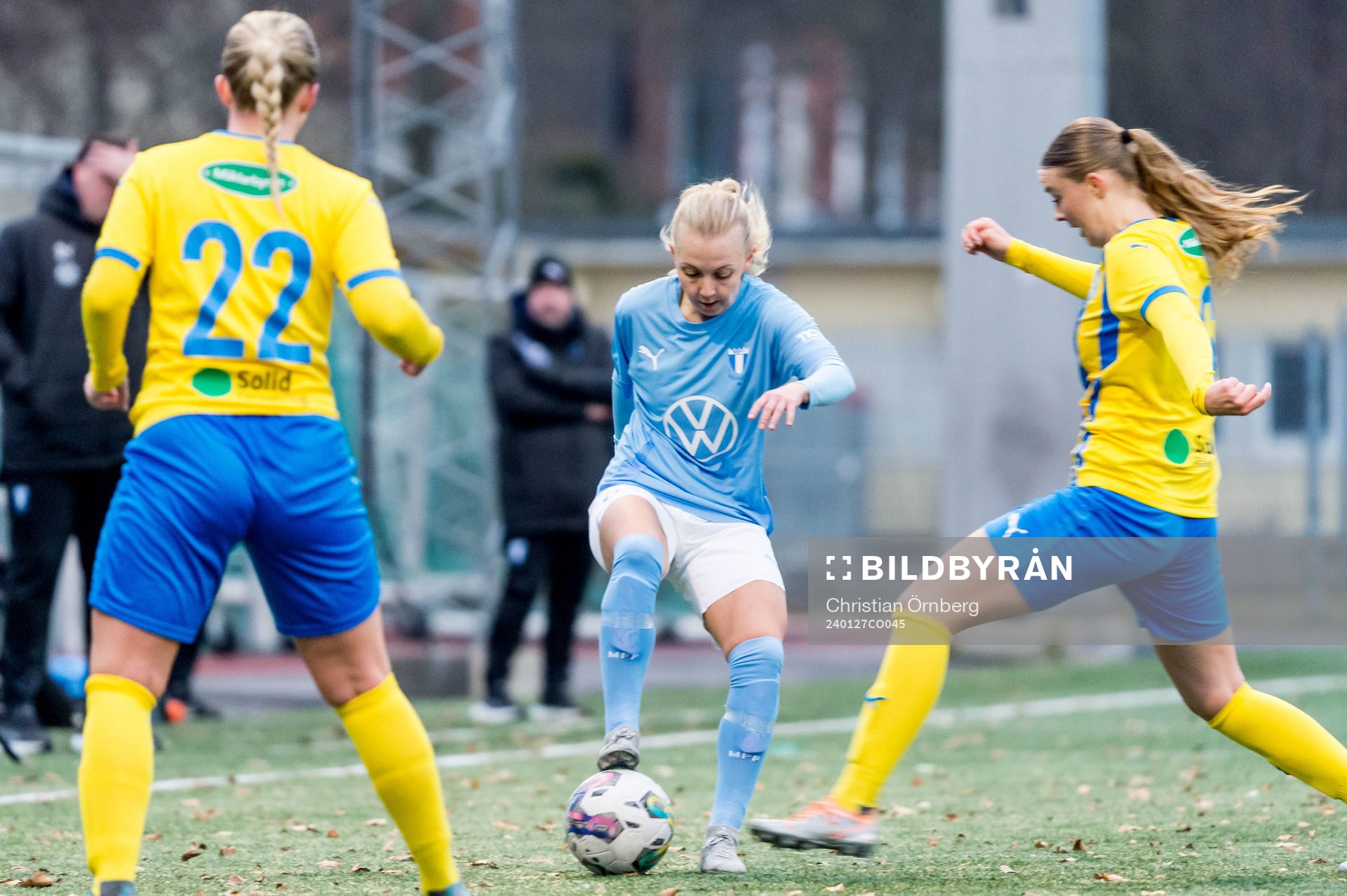 Malmö FFs Nathalie Hoff Persson och Eskilsminnes Lovisa