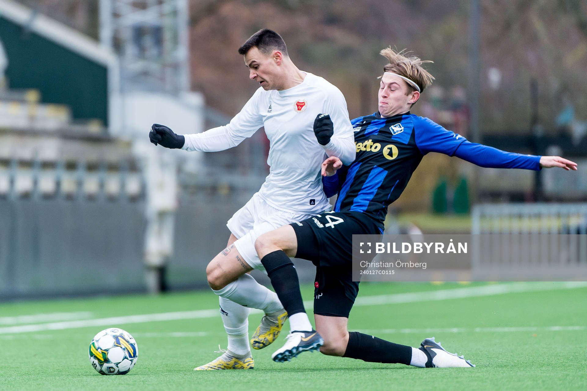 Kalmars Melker Hallberg och HB Køges Casper Jørgensen
