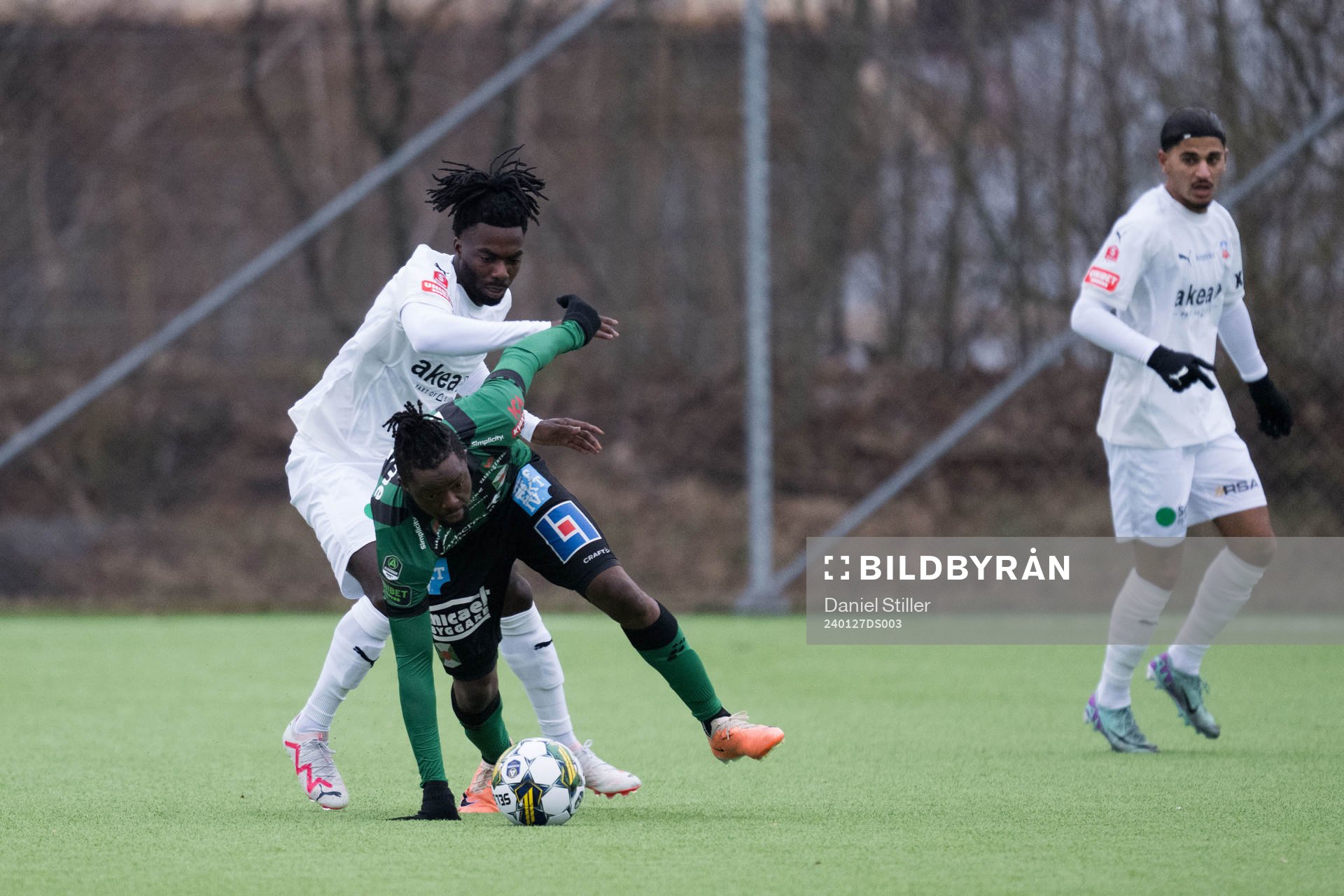 Varbergs Yusuf Azeez Temitope och Helsingborgs Benjamin