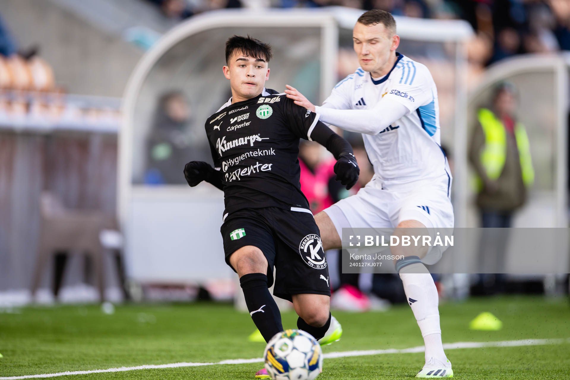Västerås SKs Alexander Thongla-Iad Warneryd och
