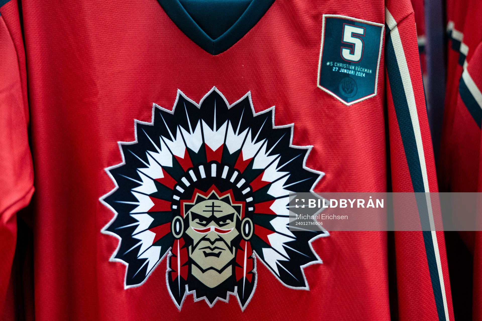 En replika tröja med tidigare Frölunda spelaren Christian