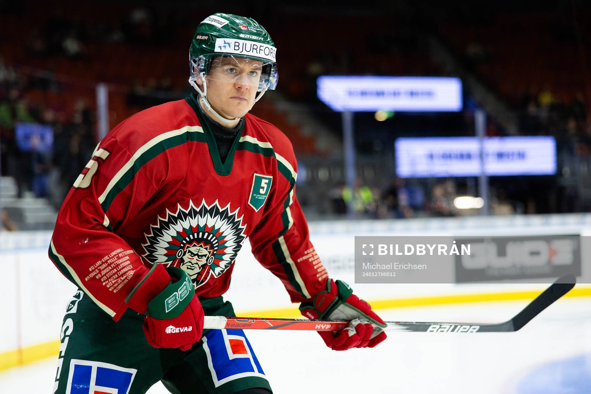 Frölundas Erik Borg innan ishockeymatchen i SHL mellan