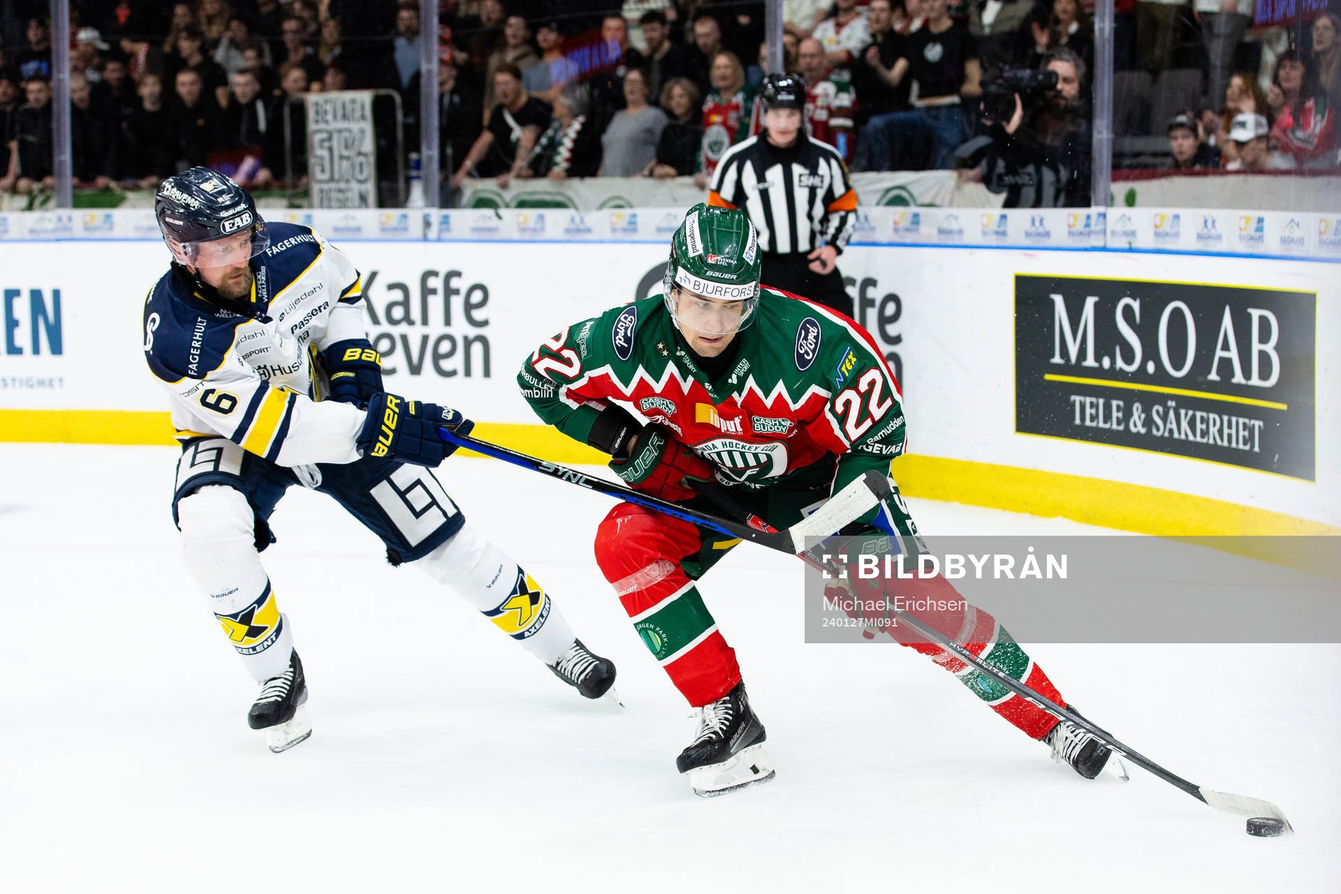 HV71s Anton Strålman och Frölundas Linus Nässen