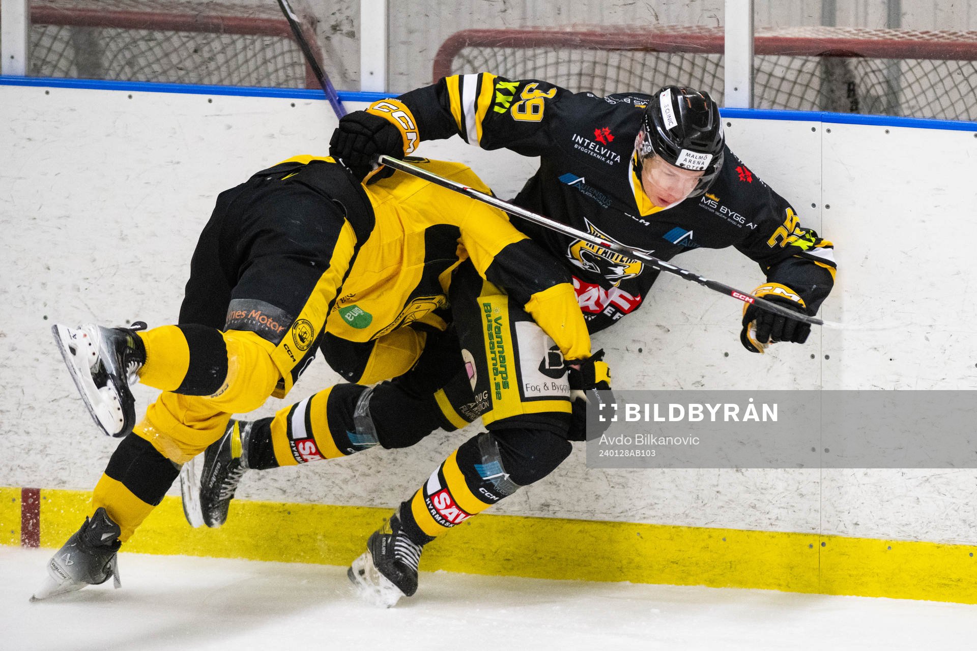 Panters Nicolas Erb-Ekholm och Vänersborgs Johan Larsson