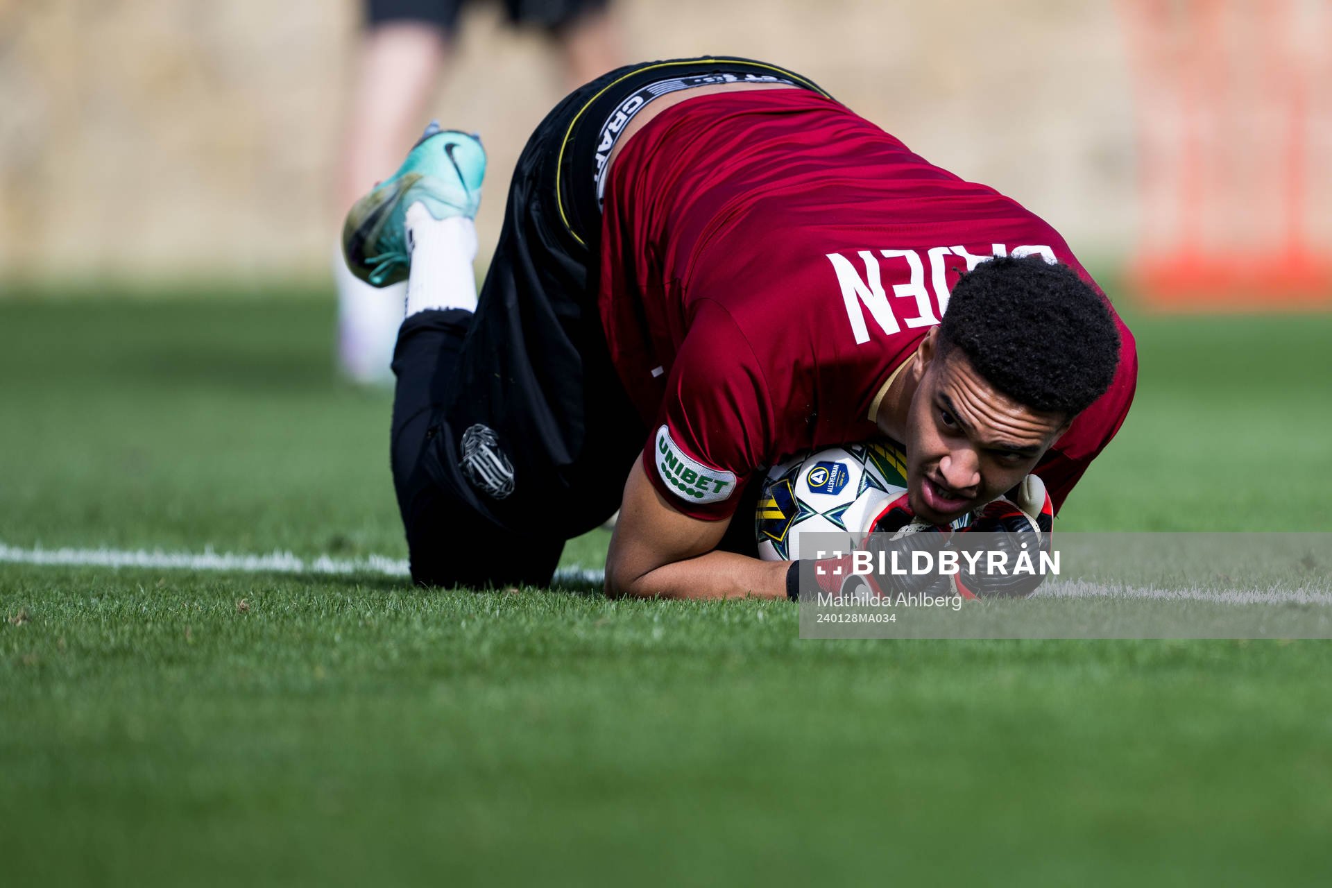 Hammarbys målvakt Oliver Dovin