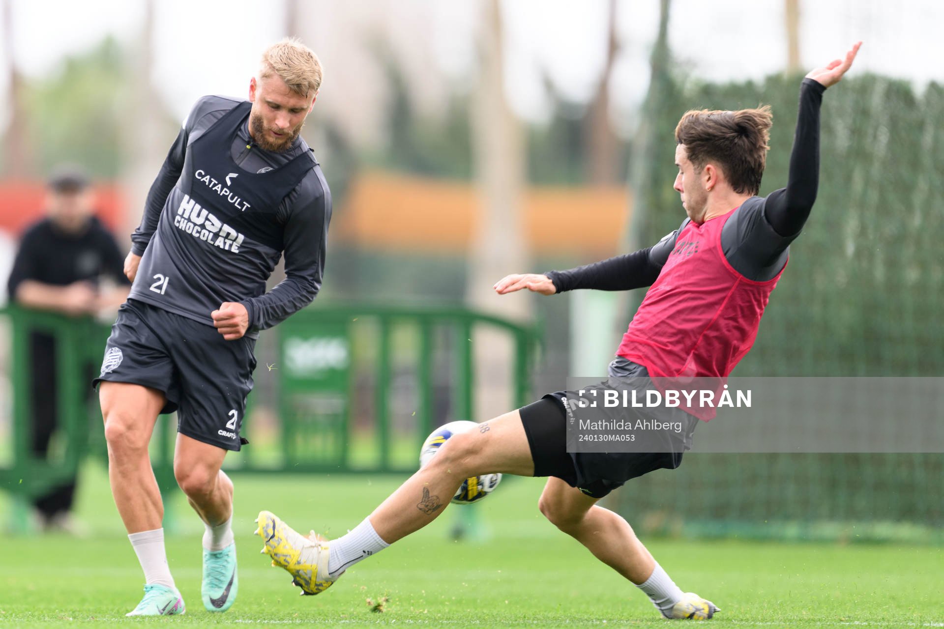 Hammarbys Simon Strand och Marc Llinares Barragan