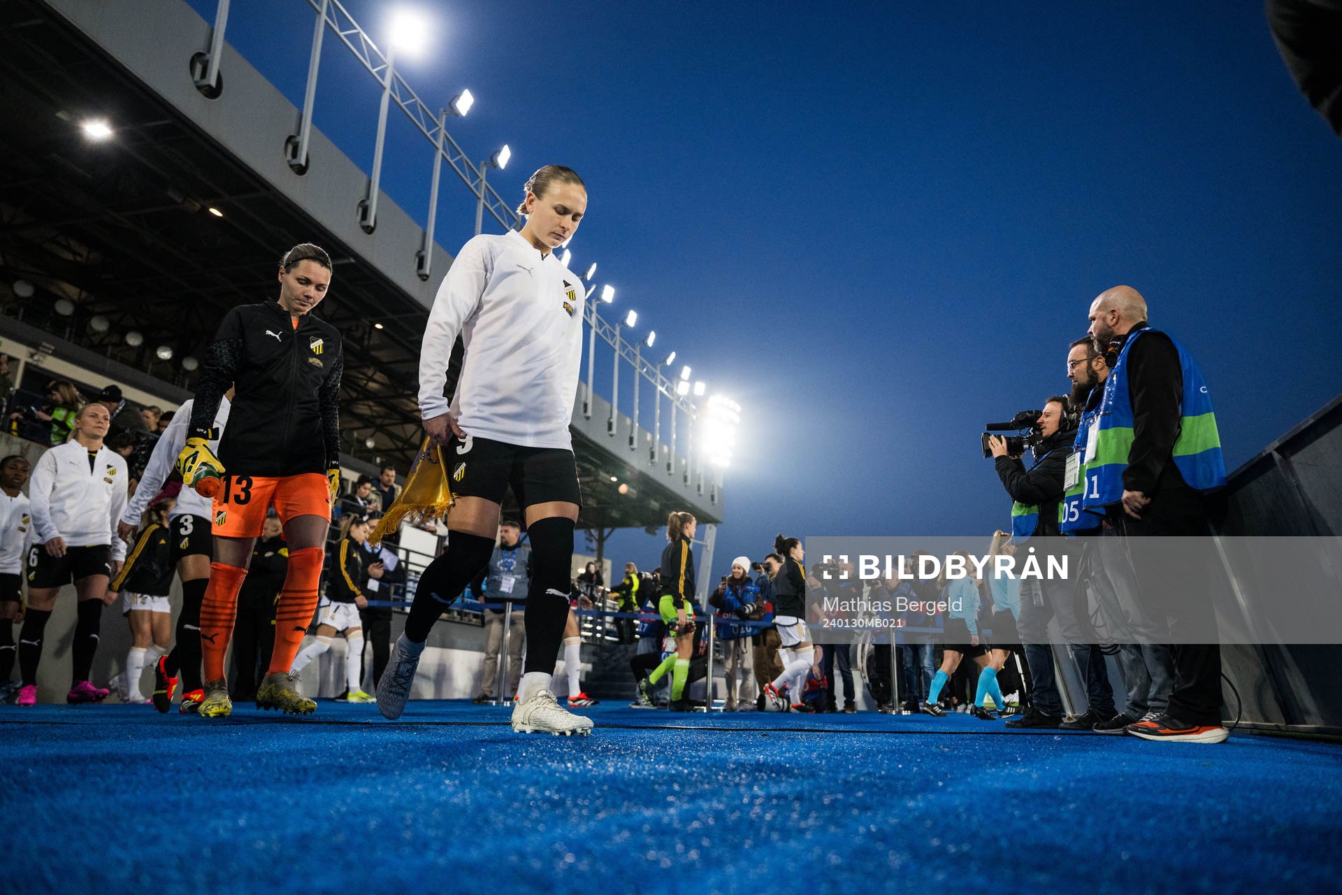 Goalkeeper Jennifer Falk and Filippa Curmark of Häcken