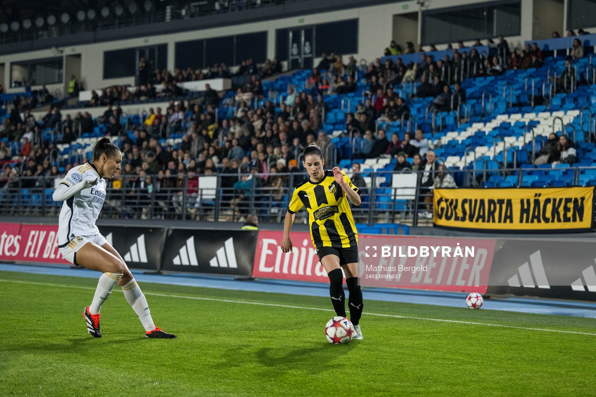Kathellen of Real Madrid and Clarissa Larisey of Häcken