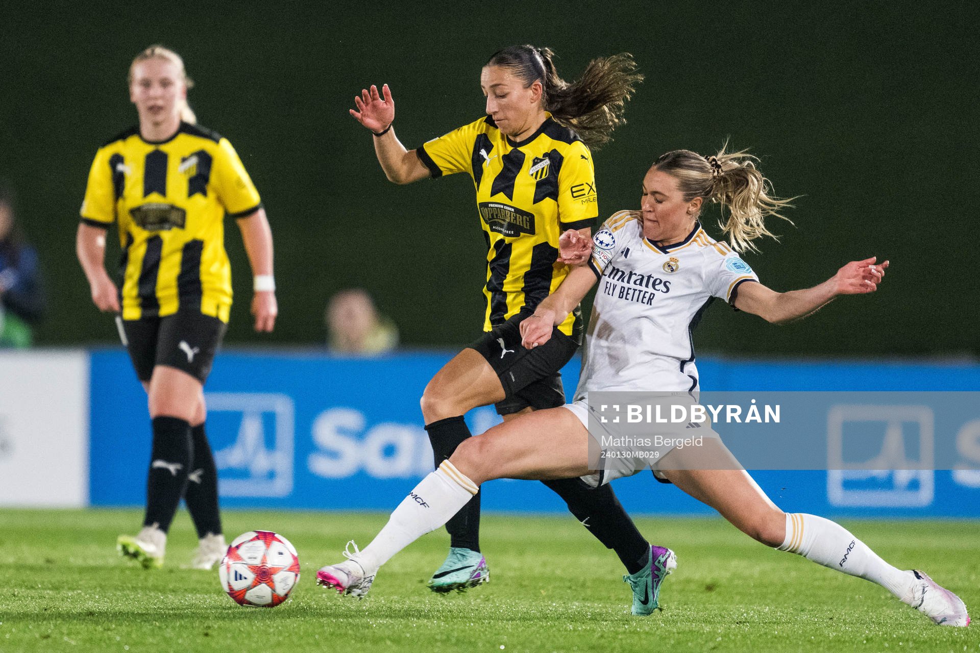 Rusul Rosa Kafaji of Häcken and Freja Olofsson of Real Madrid during the UEFA Women's Champions League football match between Real Madrid and Häcken on January 30, 2024 in Madrid.