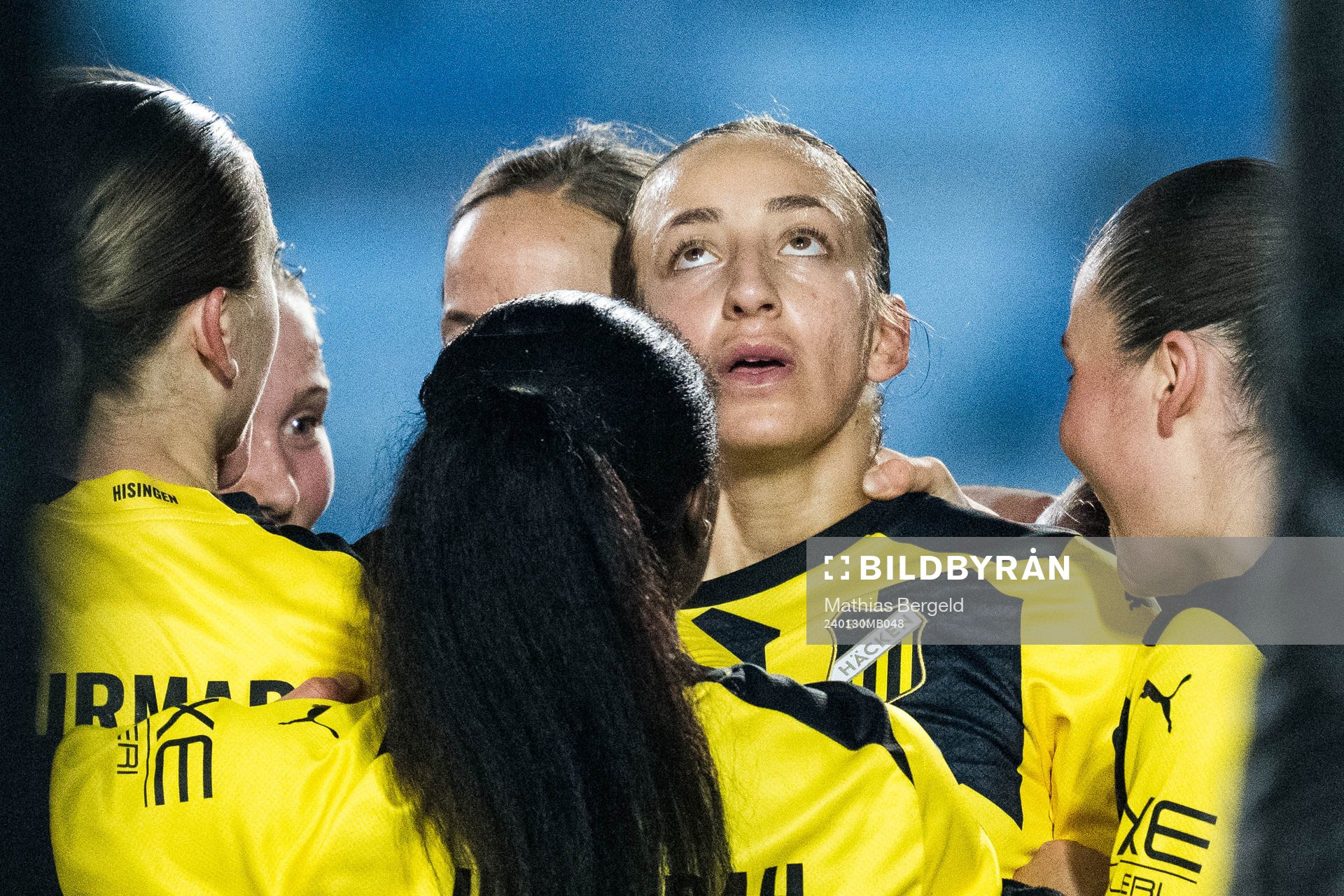 Rusul Rosa Kafaji of Häcken celebrates with teammates