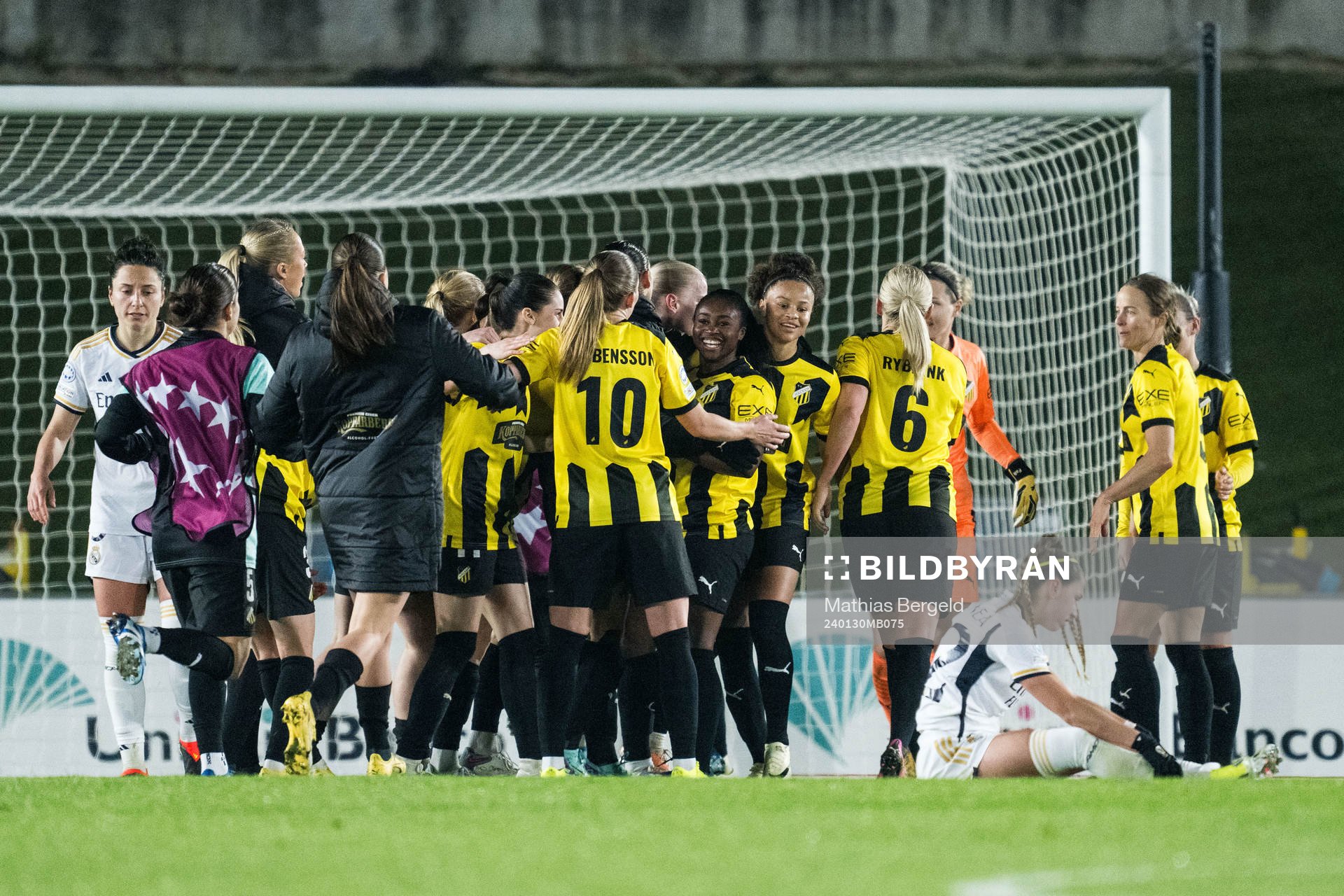 Players of Häcken celebrate