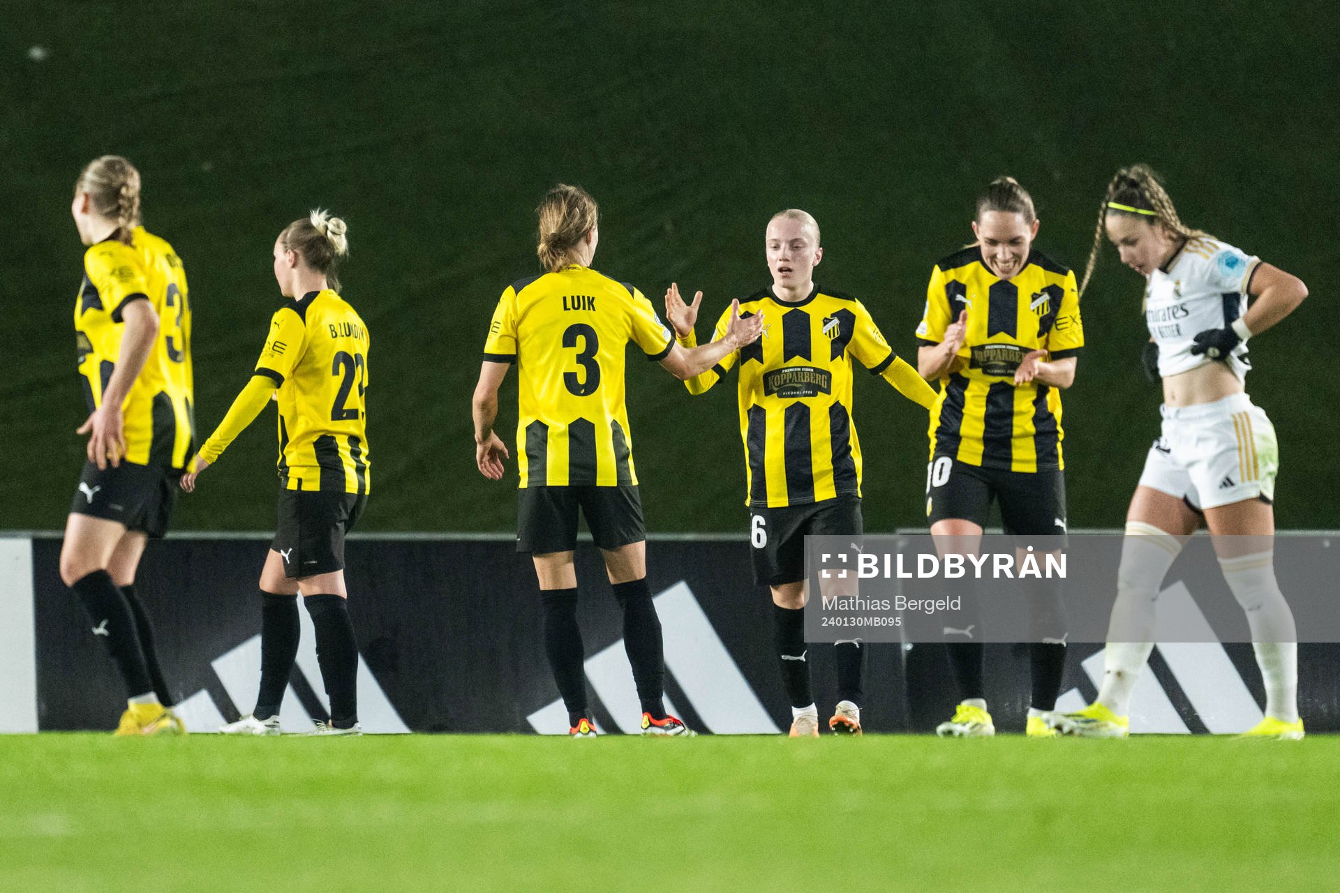 Aivi Luik, Anna Sandberg and Elin Rubensson of Häcken