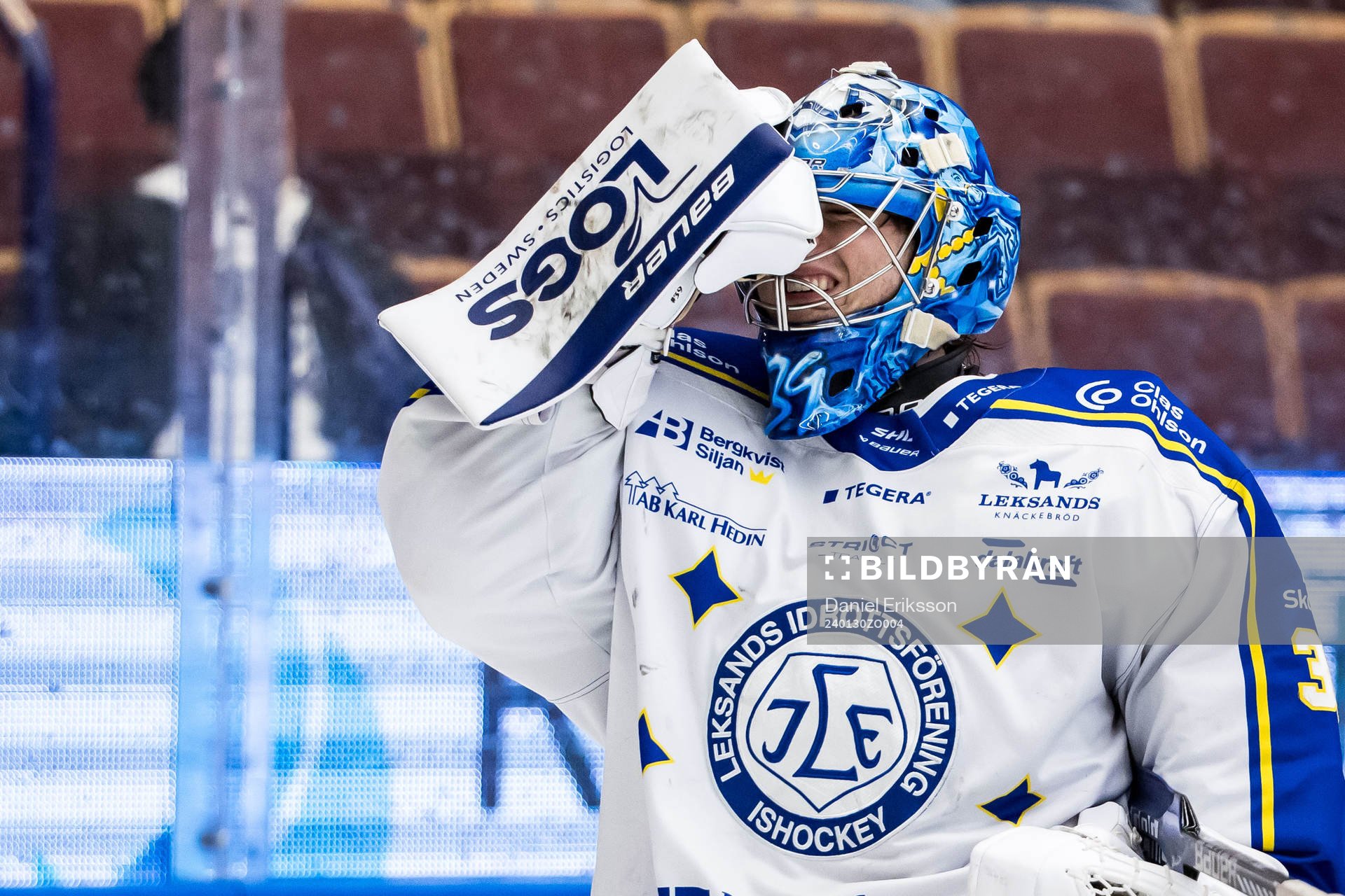 Leksands målvakt Filip Larsson deppar