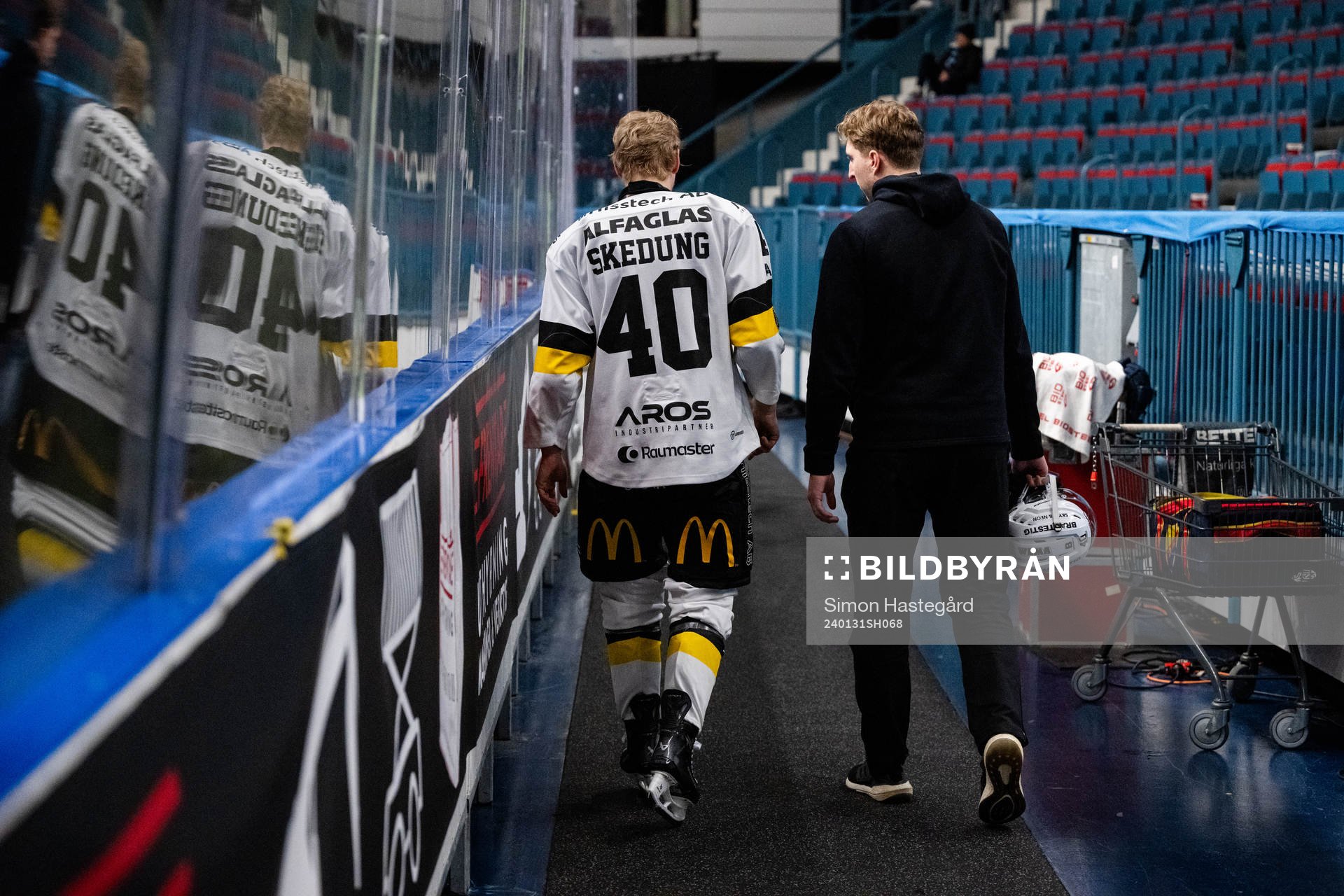 Västerås Isak Skedung lämnar isen