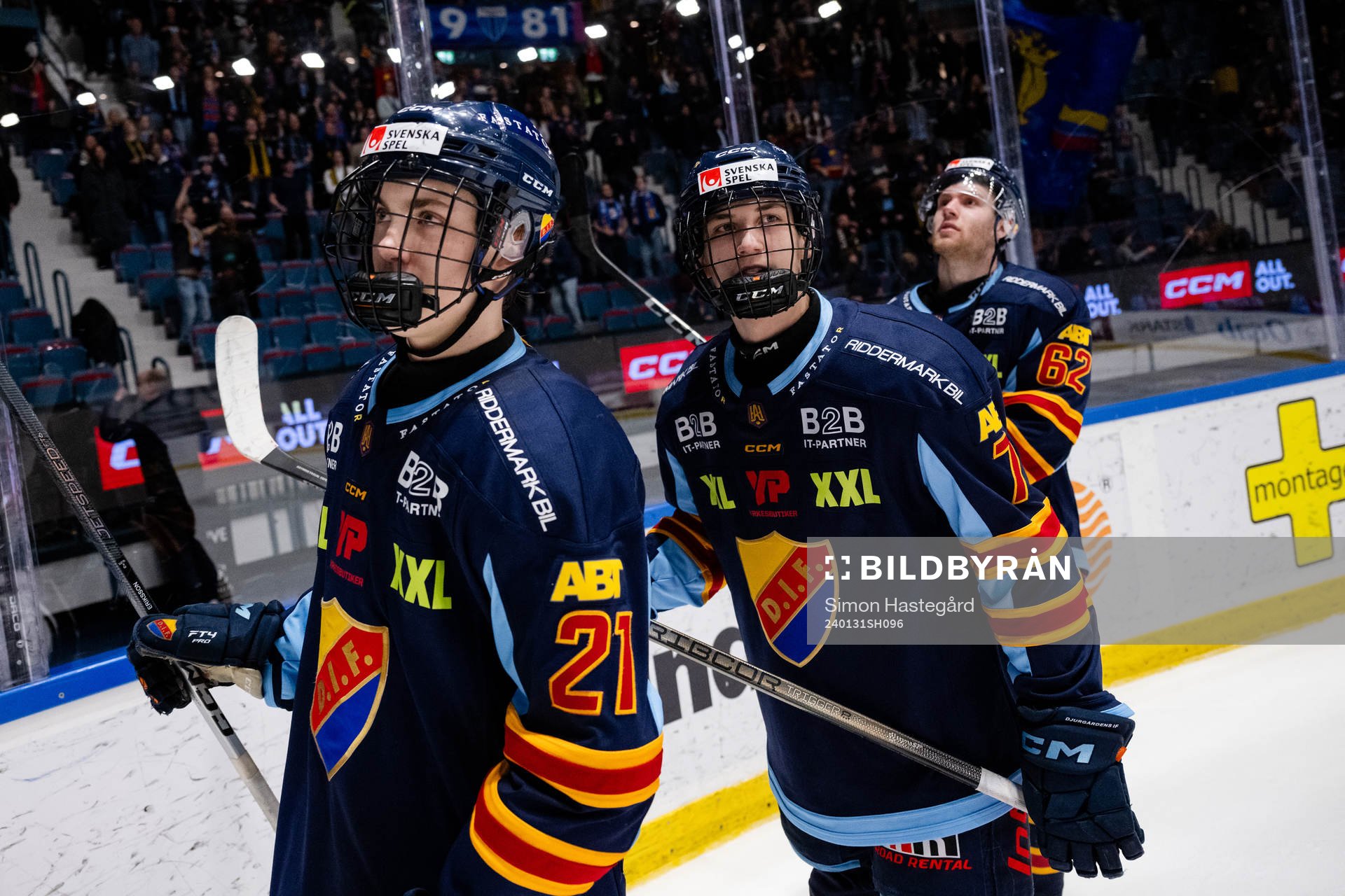 Djurgårdens Linus Eriksson och Victor Eklund  jublar