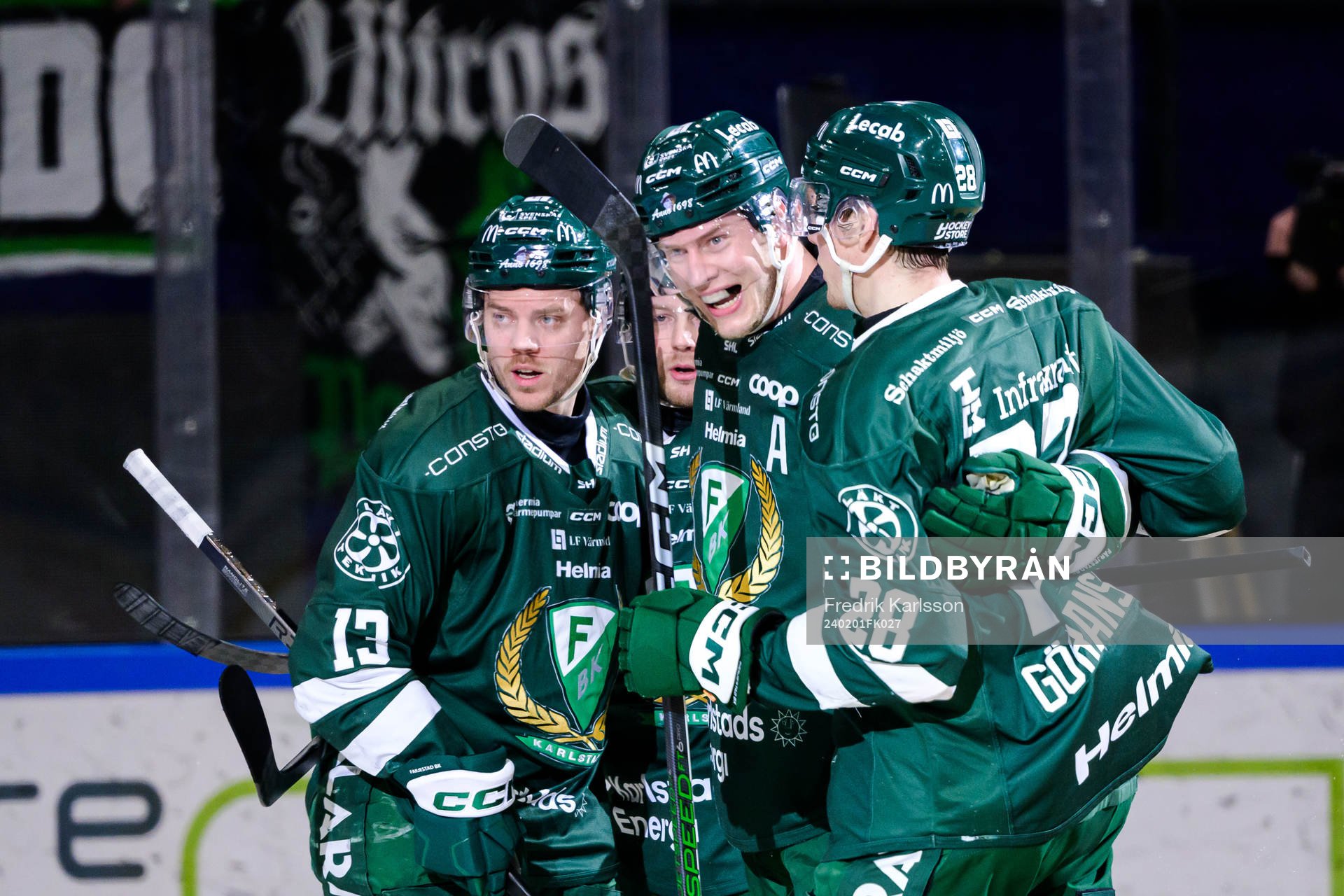 Färjestads Victor Ejdsell jublar
