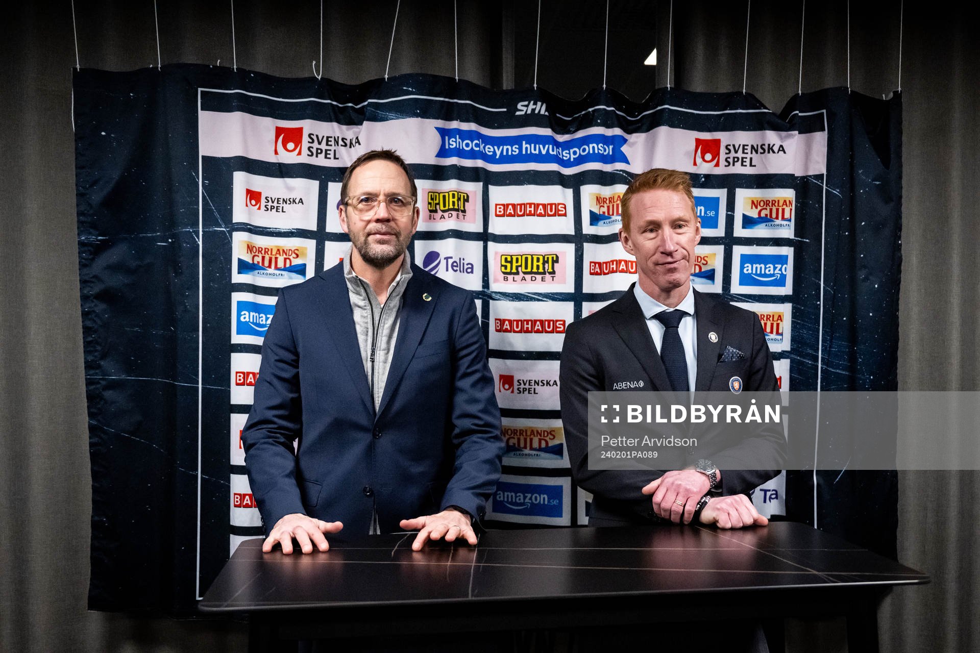 Rögles tränare Roger Hansson och Växjös tränare
