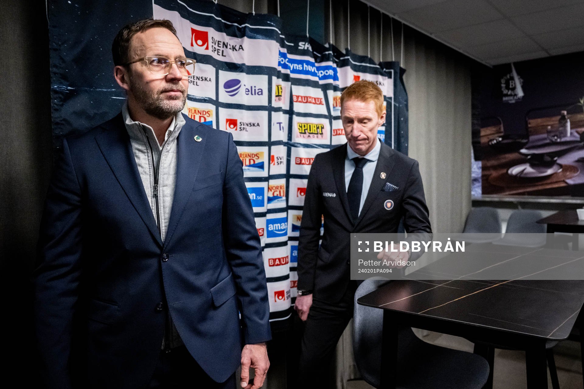 Rögles tränare Roger Hansson och Växjös tränare