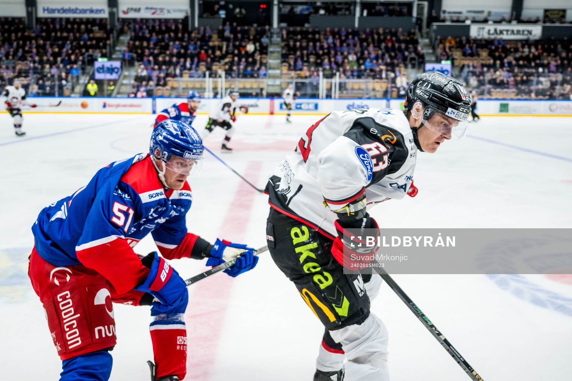 Oskarshamns Markus Nenonen och Malmö Redhawks Fredrik