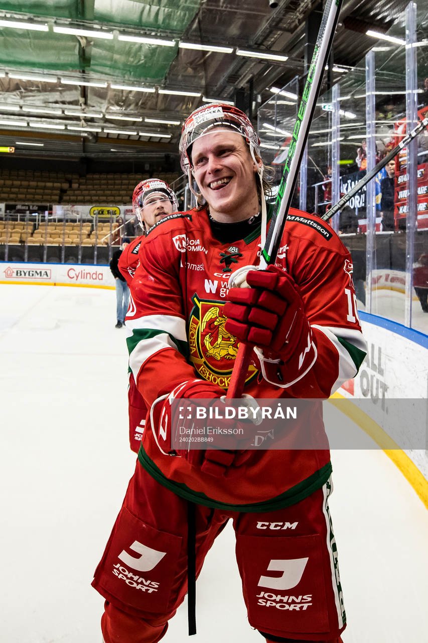 Moras Anthon Eriksson jublar