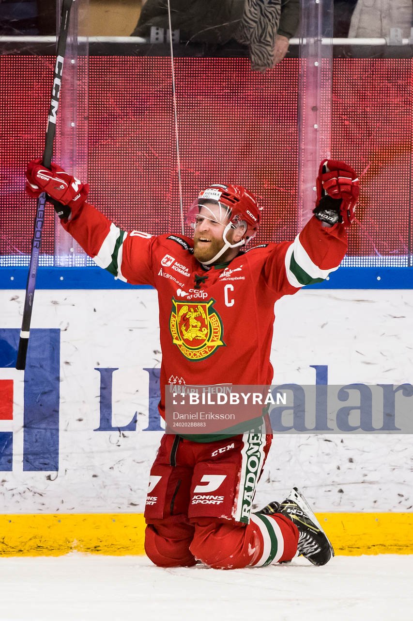 Moras Daniel Ljunggren jublar
