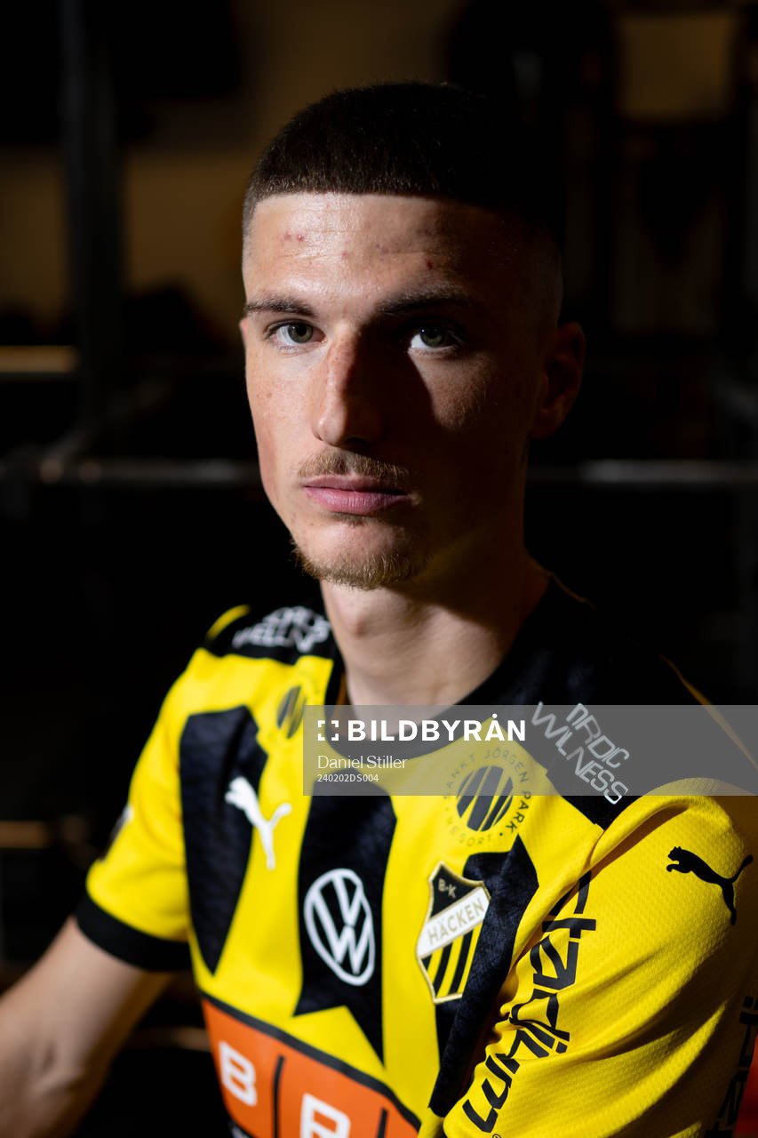 Häckens nyförvärv Nikola Zecevic poserar för ett porträtt den 2 februari 2024 i Göteborg. 