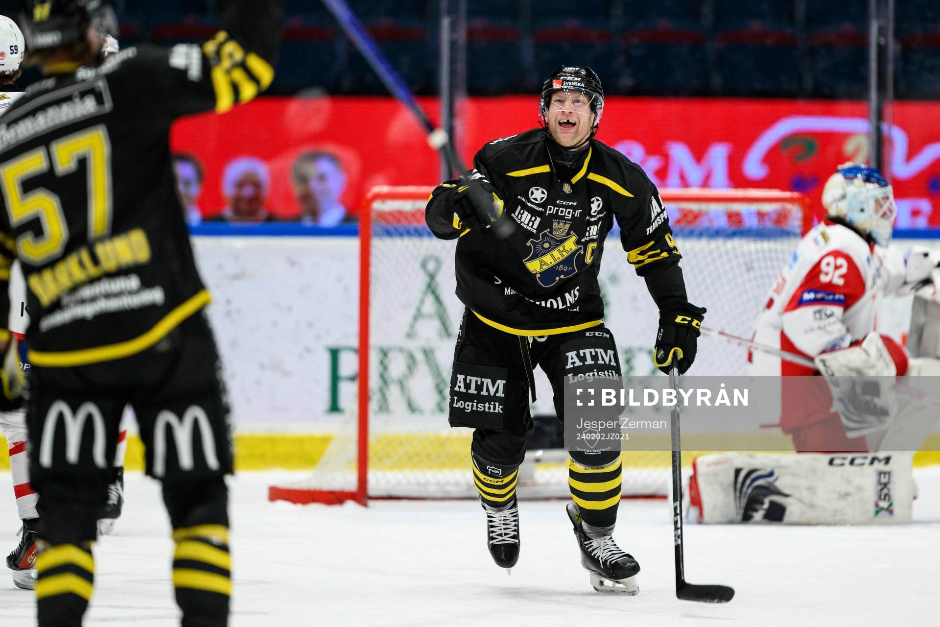 AIKs Richard Gynge jublar