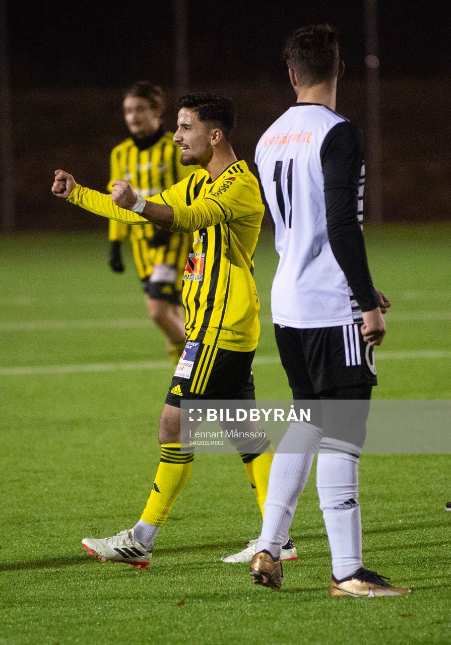 IFK Hässleholms Jan Al Salo skjuter 2-0 och jublar i