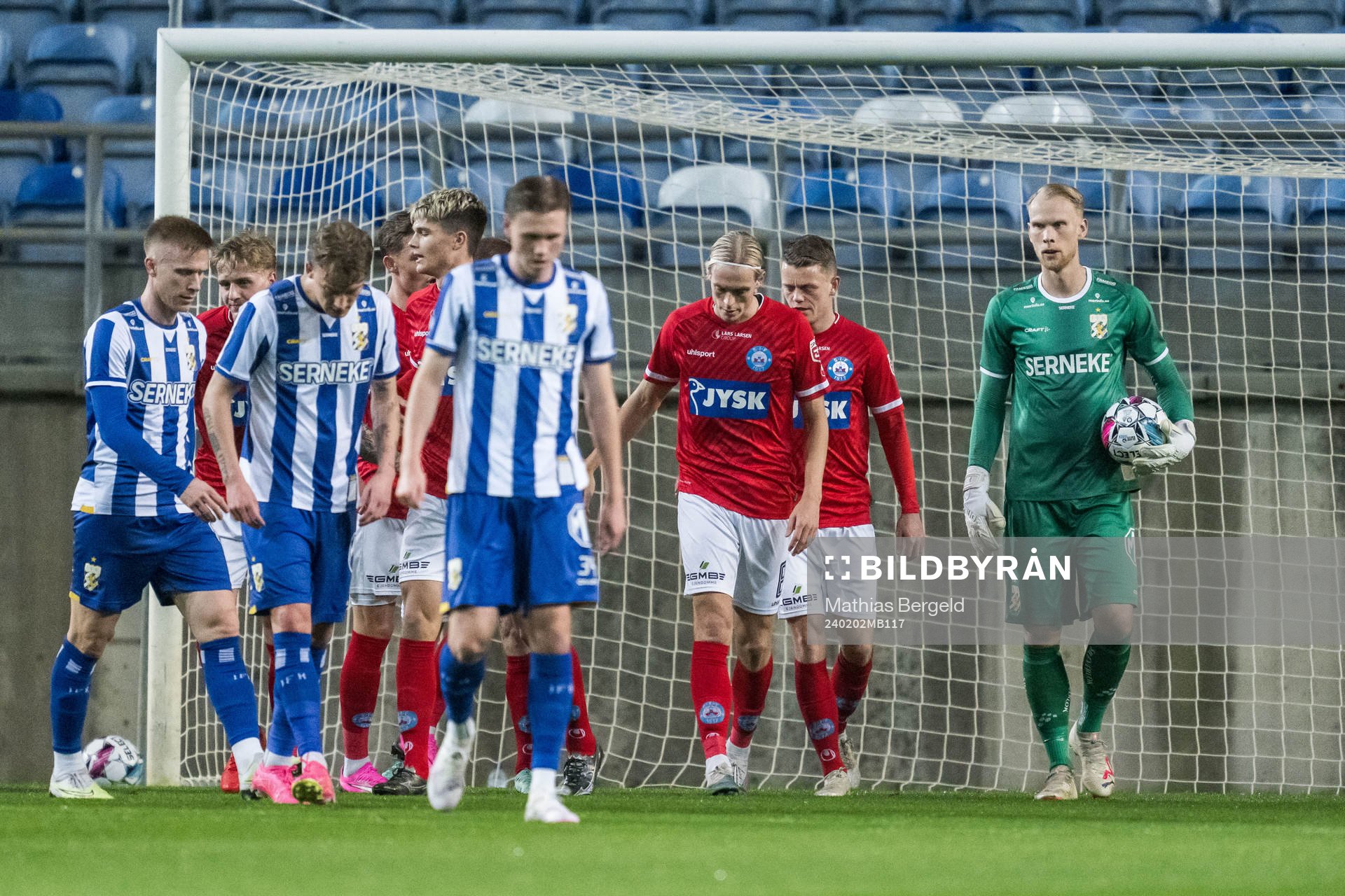 Goalkeeper Pontus Dahlberg of IFK Göteborg looks dejected