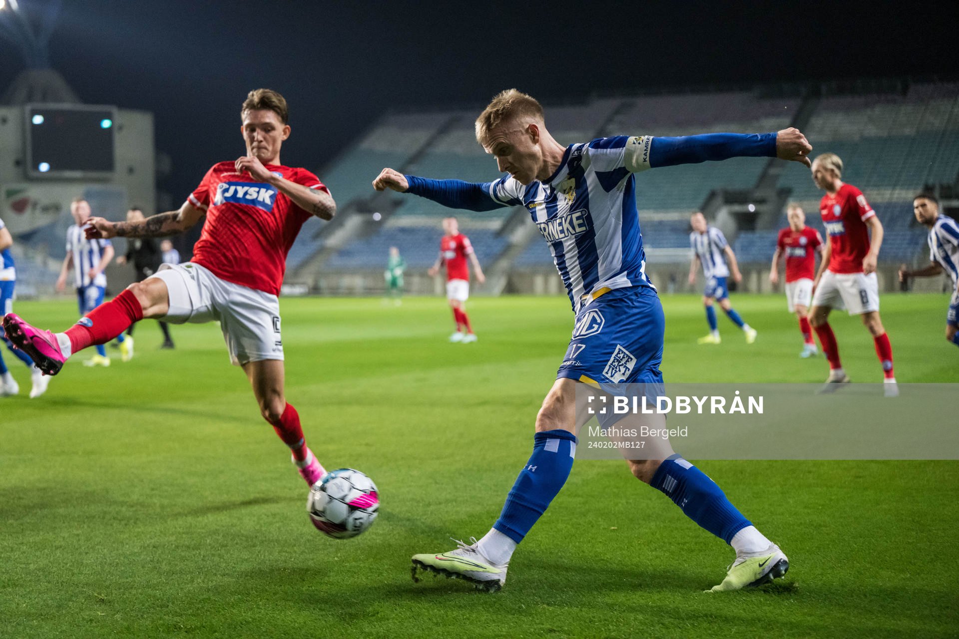 Oliver Sonne of Silkeborg and Oscar Wendt of IFK Göteborg