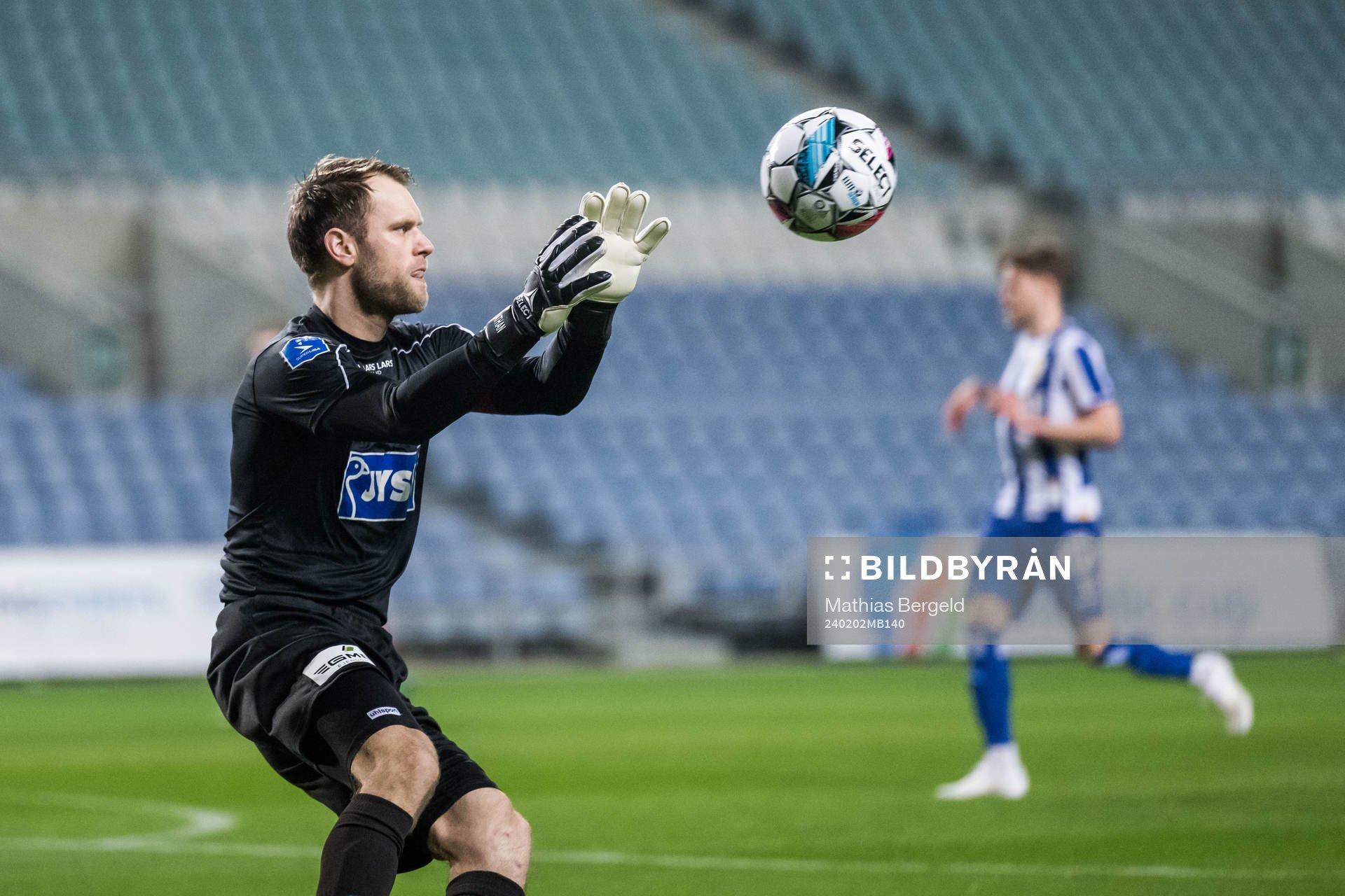 Goalkeeper Nicolai Larsen of Silkeborg