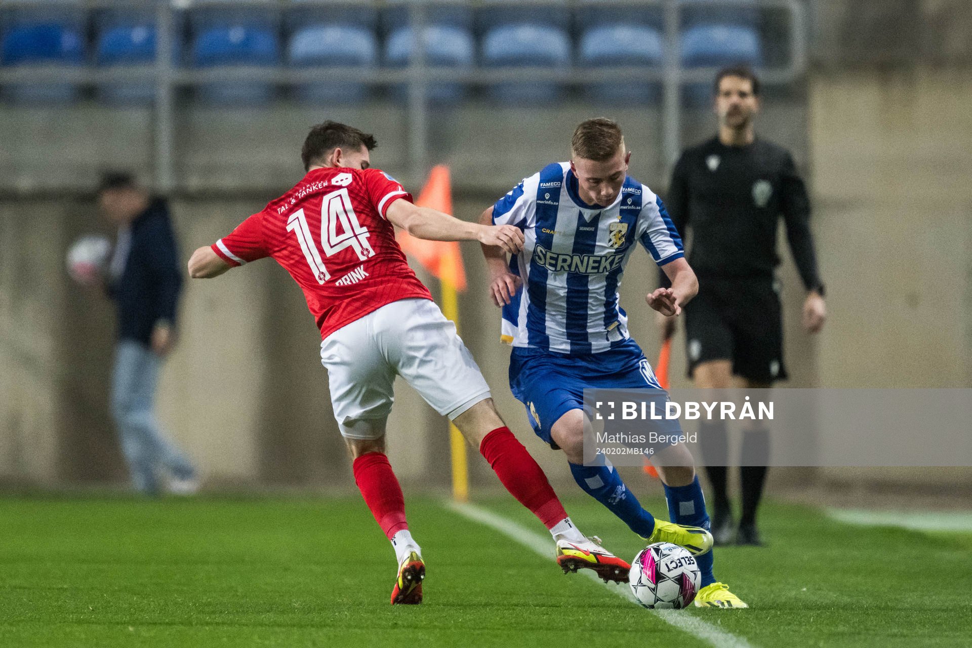 Mark Brink of Silkeborg and Benjamin Brantlind of IFK