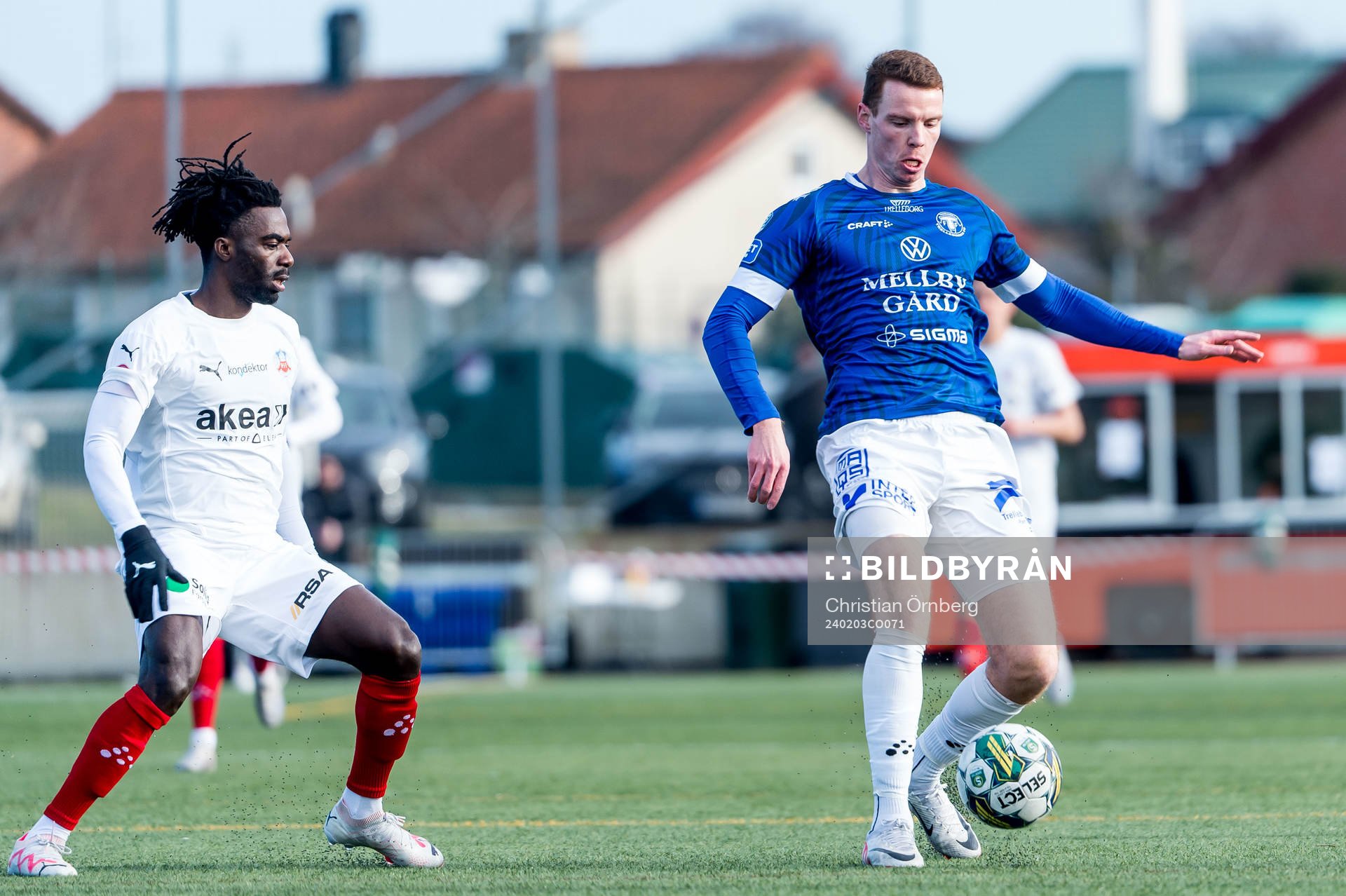 Trelleborgs Zander Hyltoft och Helsingborgs Benjamin Acquah