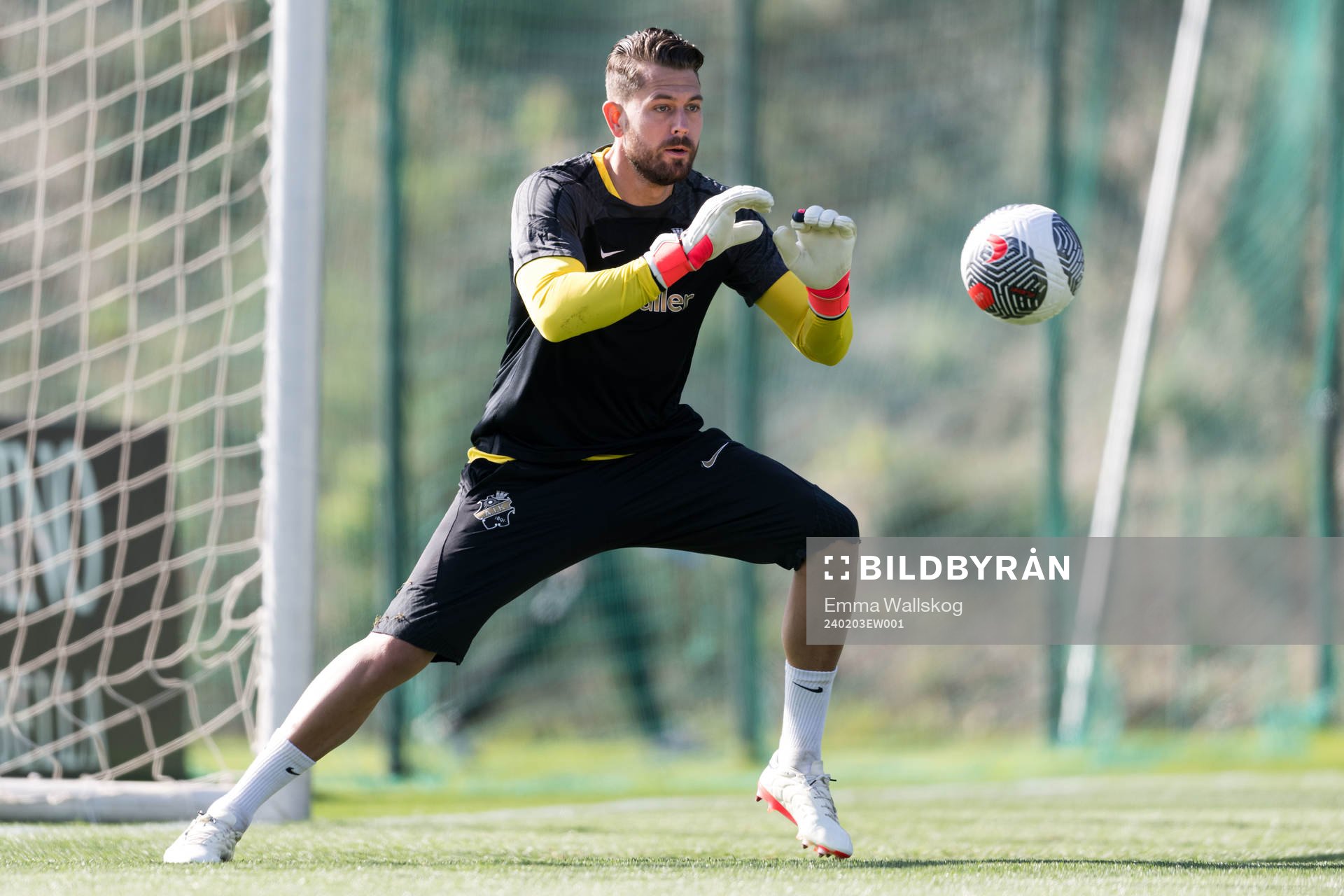 Goalkeeper Kristoffer Nordfeldt of AIK