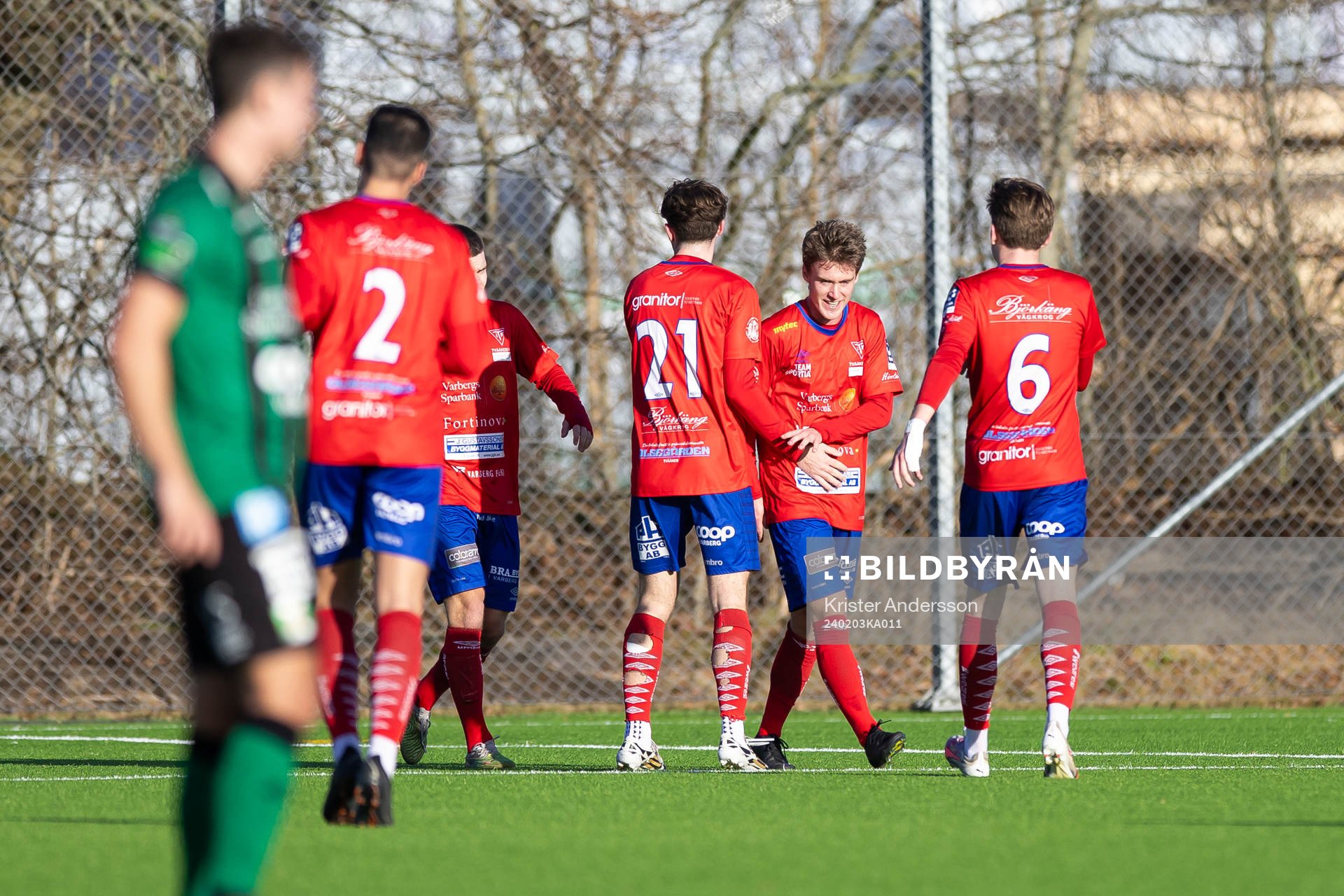 Tvååkers Melvin Sjöland jublar med laget eter 0-1