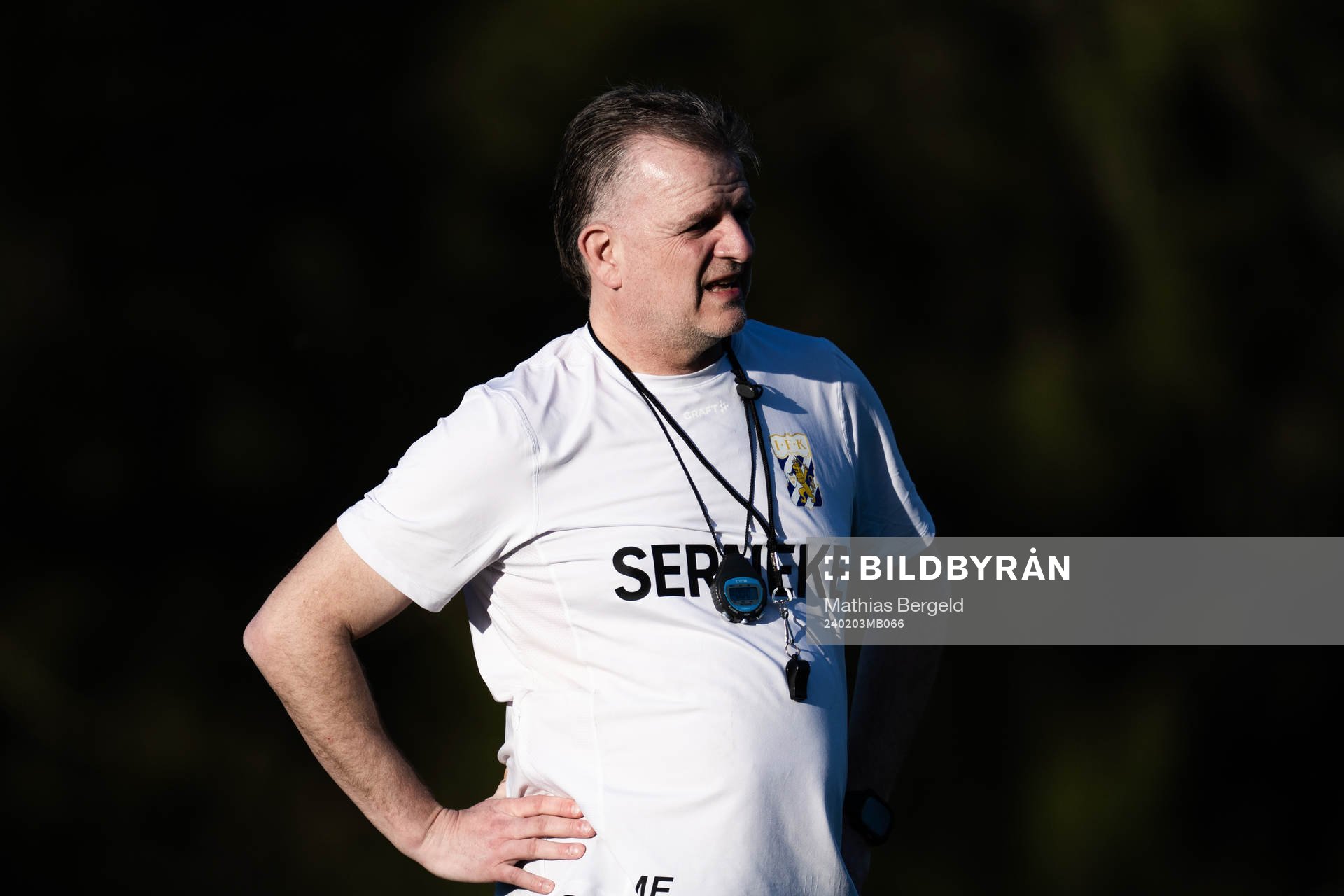 Fotbollsutvecklare Magnus Edlund under en träning med IFK Göteborg den 3 februari 2024 i Alvor. 