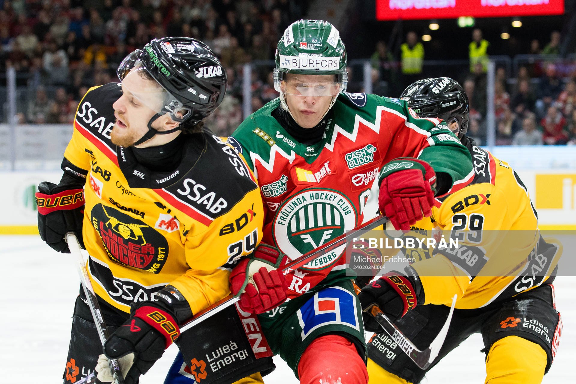 Luleås Brendan Shinnimin och Erik Gustafsson mot